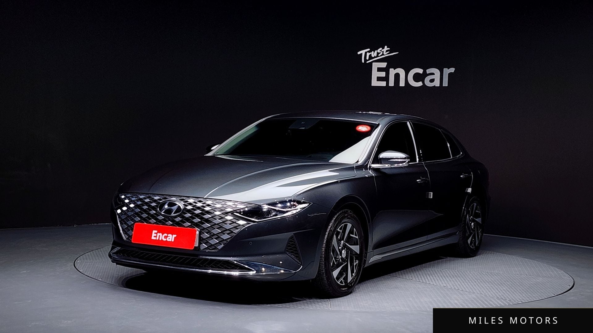 Hyundai Grandeur 2022 — фото 1 из 12