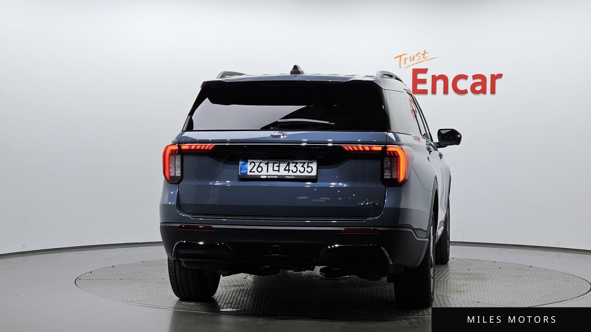 Ford Explorer 2025 — миниатюра 3