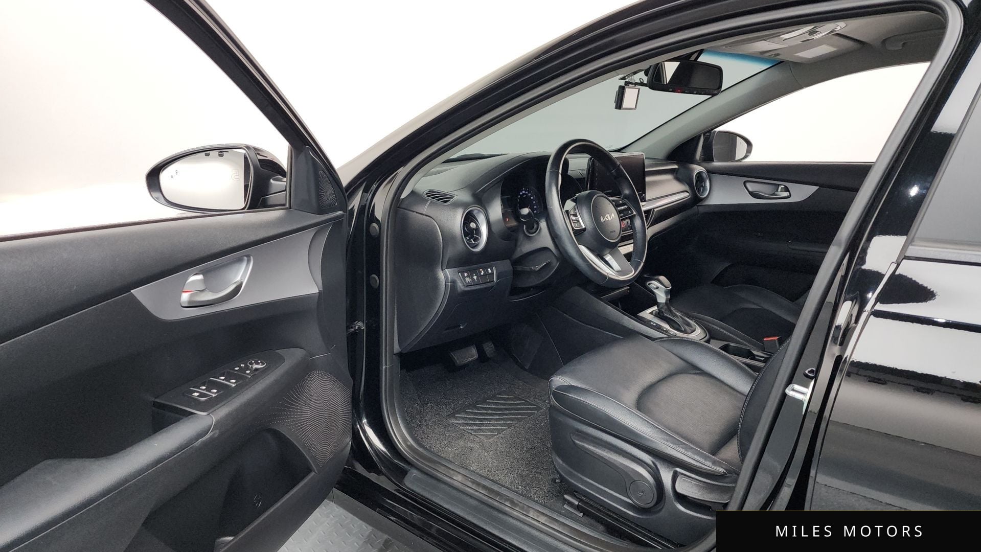 Kia K3 2022 — миниатюра 10