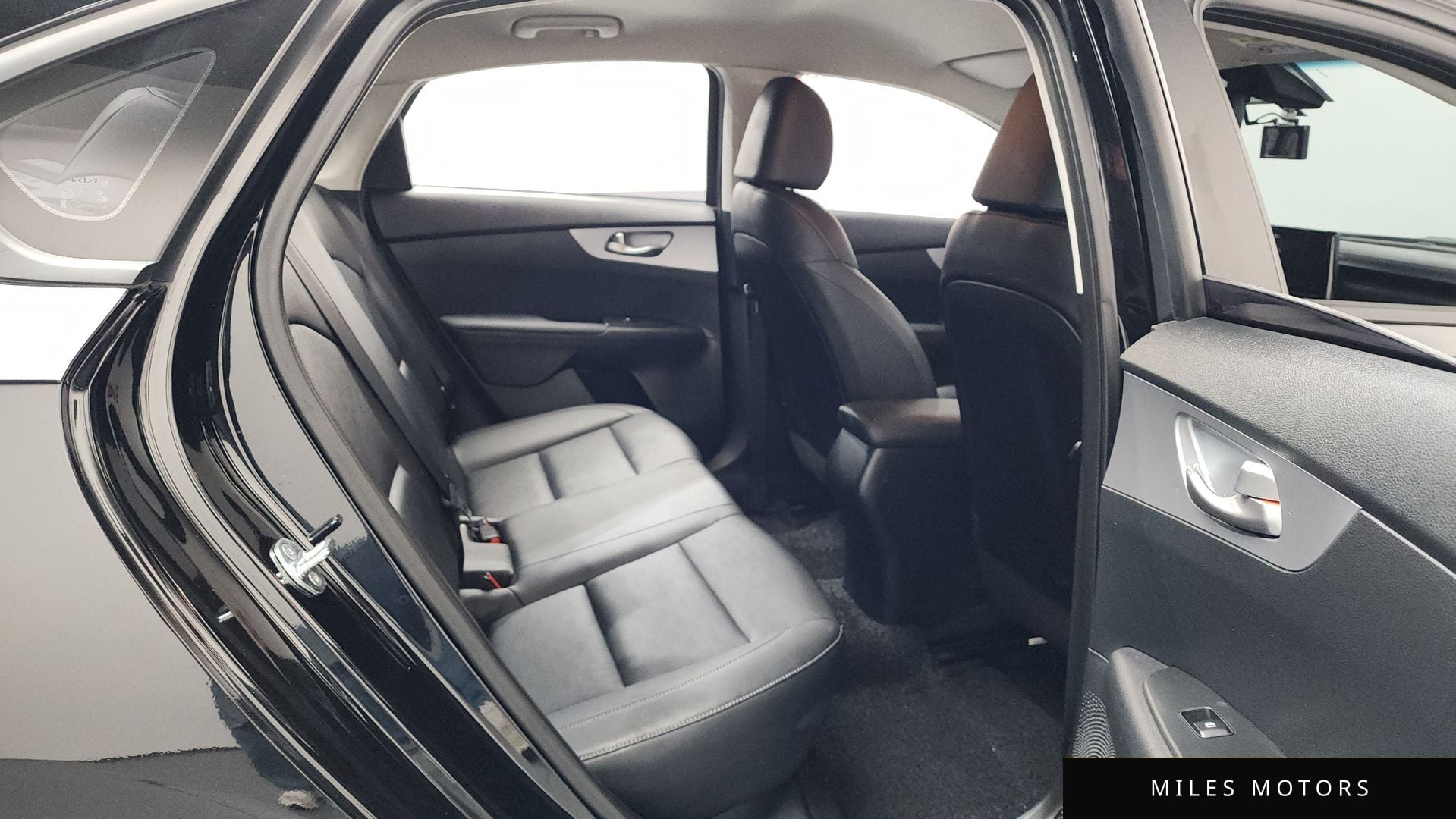 Kia K3 2022 — миниатюра 12