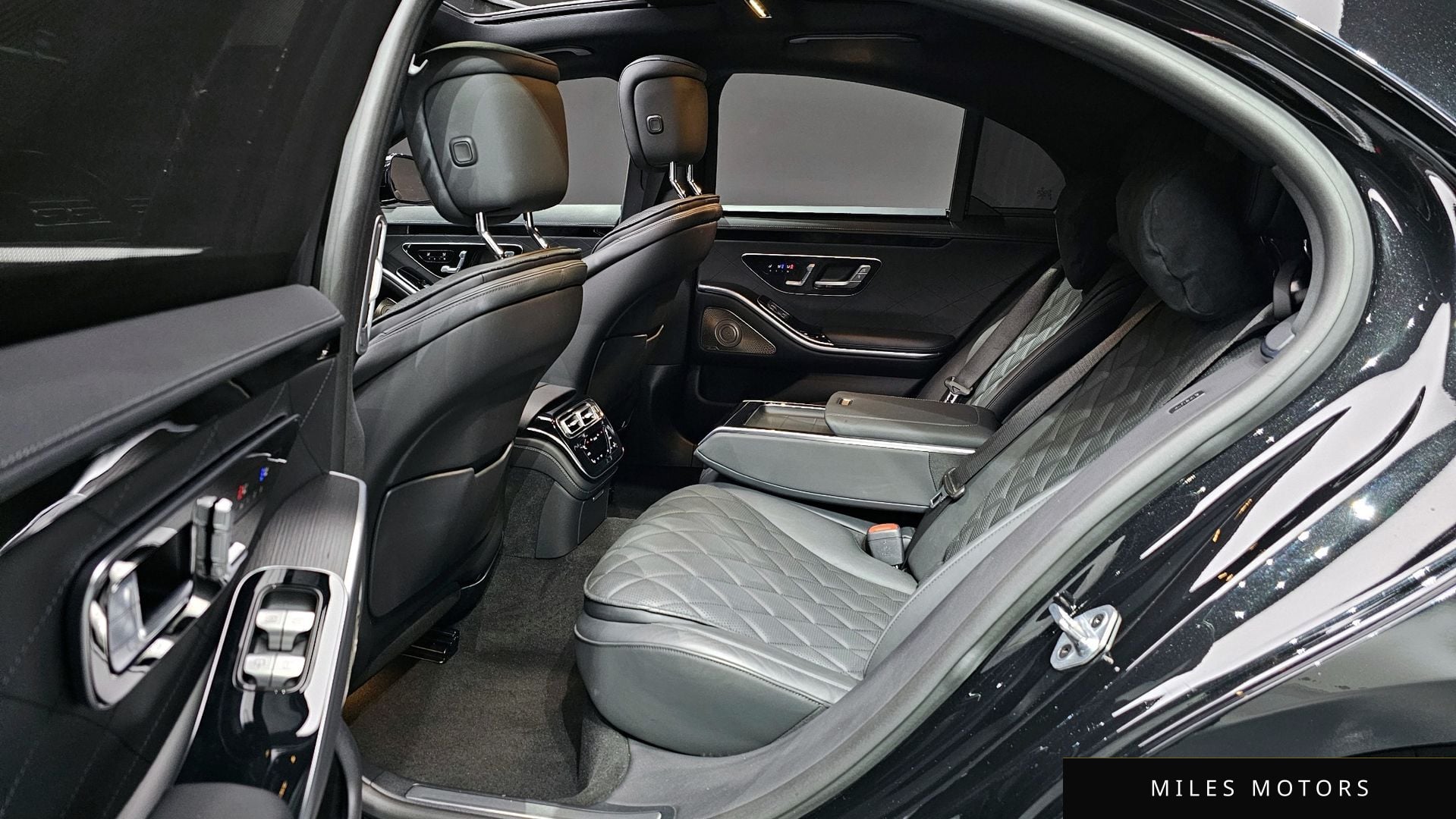 Mercedes-Benz S-Class W223 2023 — миниатюра 12