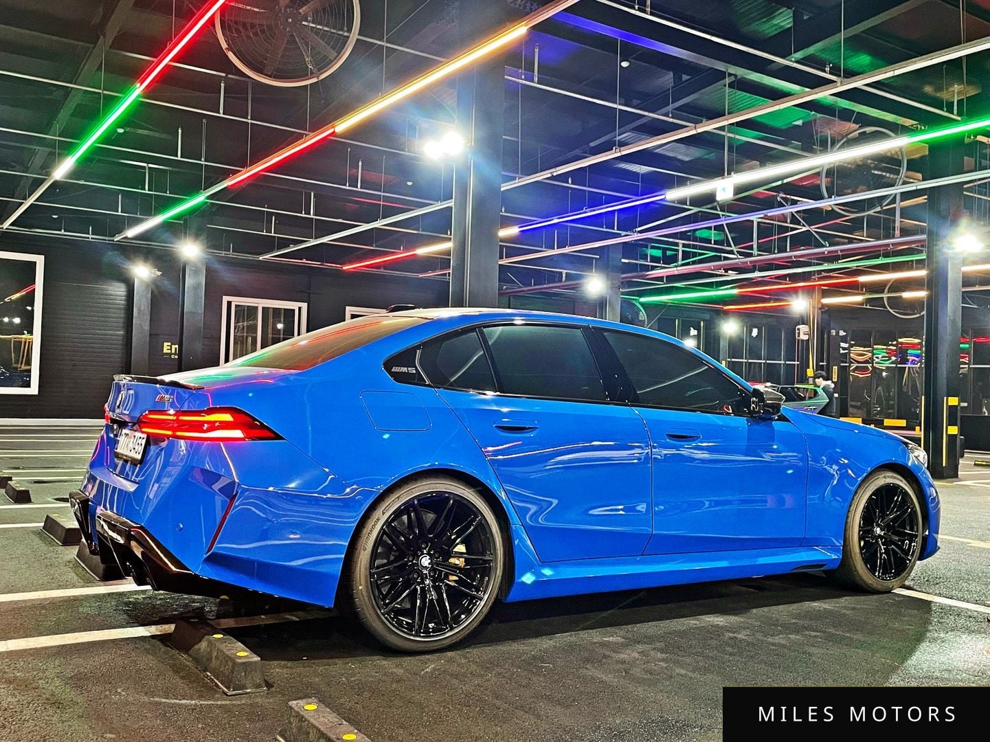 BMW M5 (G90) 2025 — миниатюра 6
