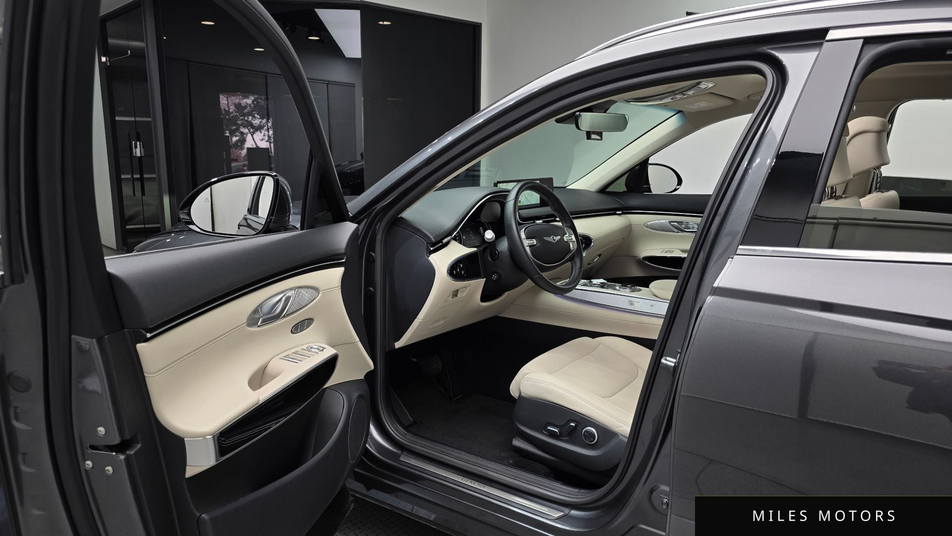 Genesis GV70 2023 — миниатюра 11