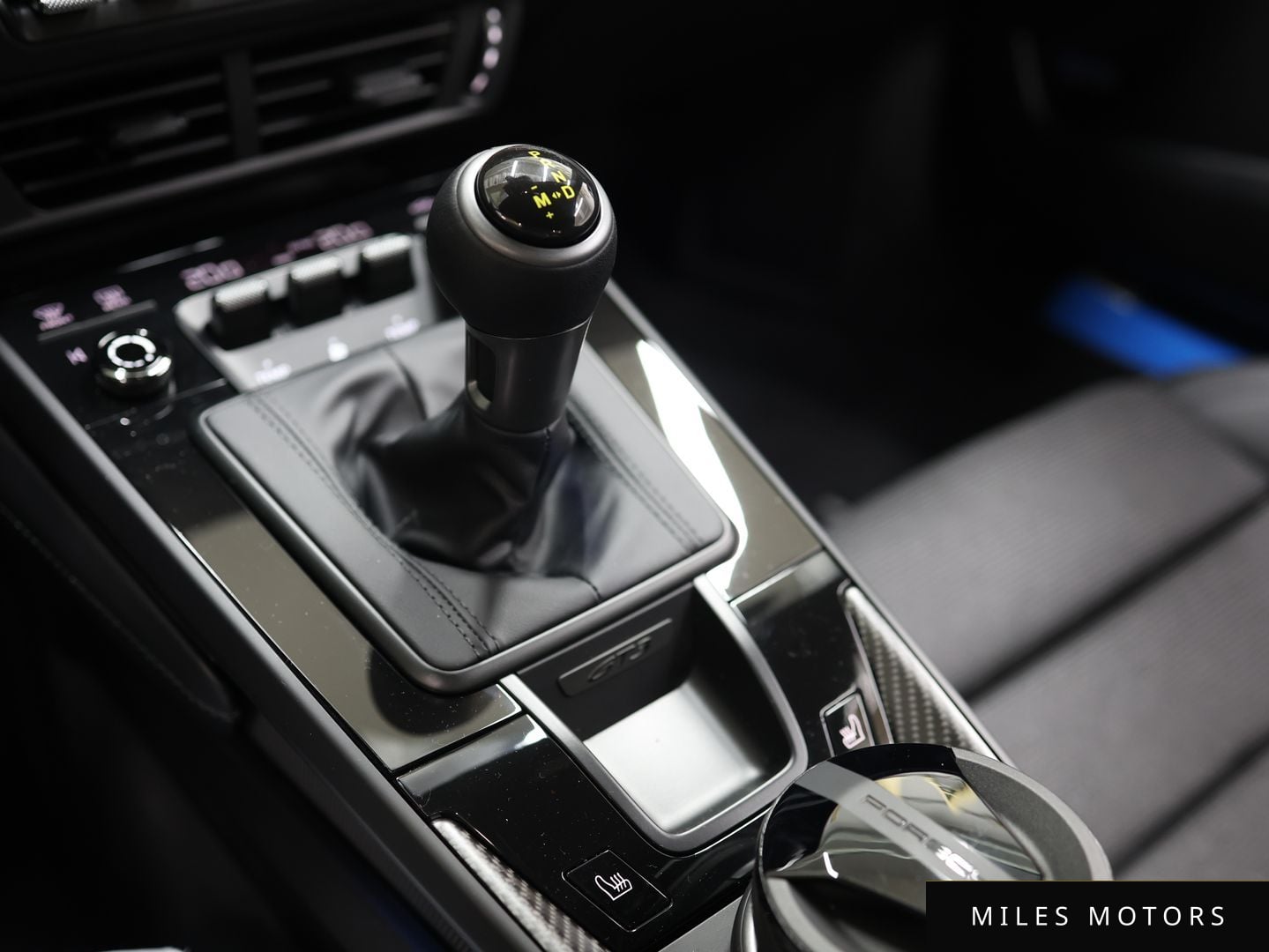 Porsche 911 (992) 2026 — миниатюра 9