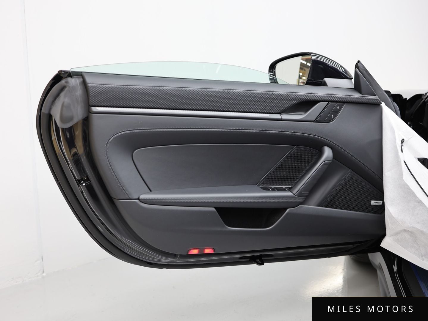 Porsche 911 (992) 2026 — миниатюра 12