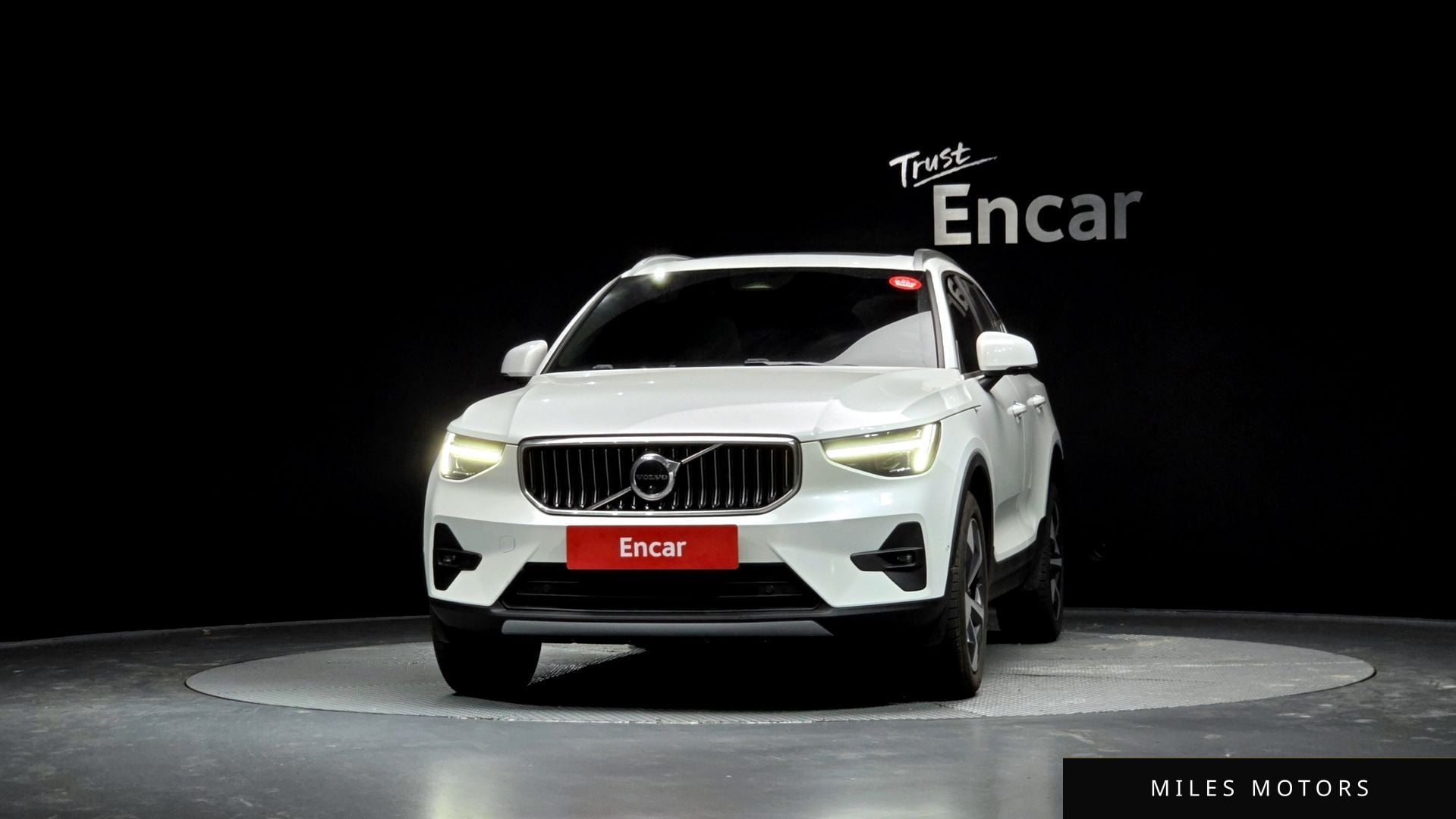 Volvo XC40 2025 — миниатюра 3