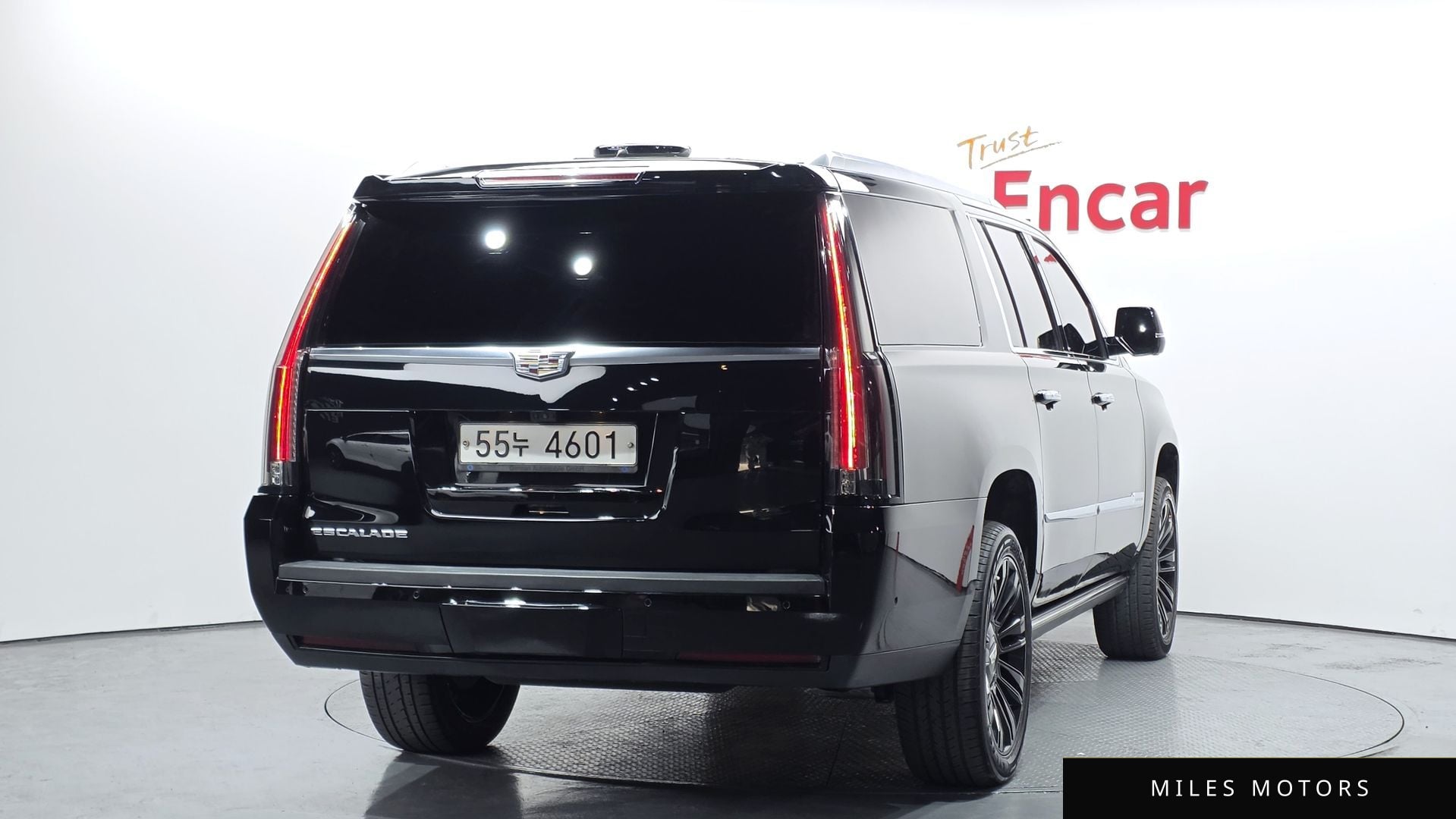 Cadillac Escalade 2017 — миниатюра 2