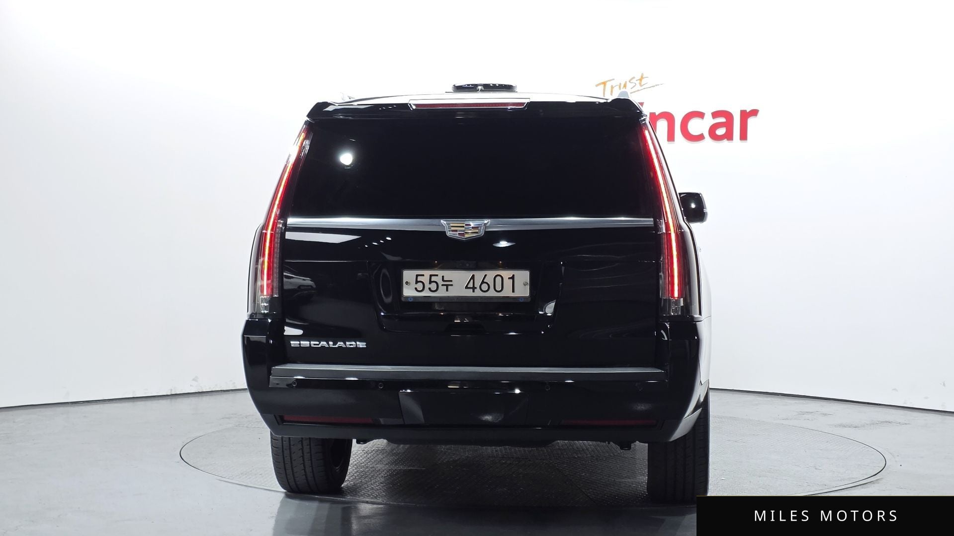 Cadillac Escalade 2017 — миниатюра 4