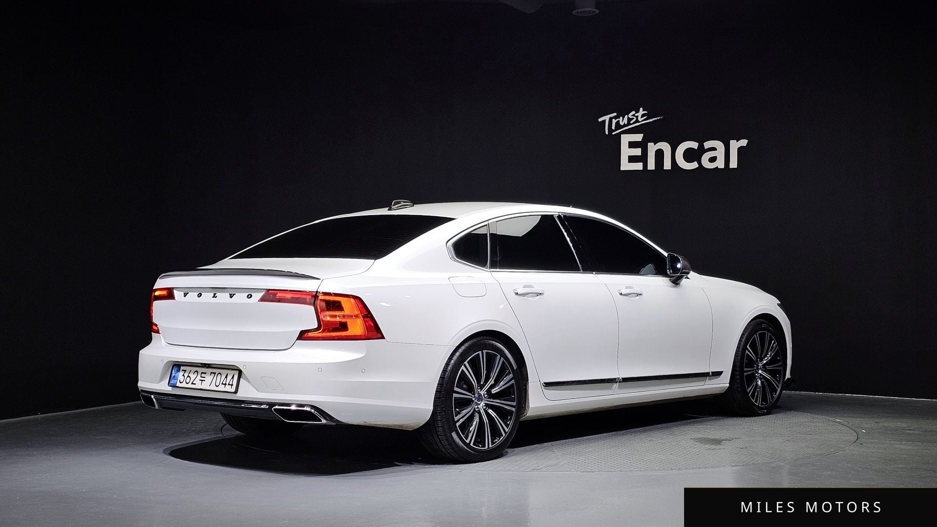 Volvo S90 2018 — миниатюра 2