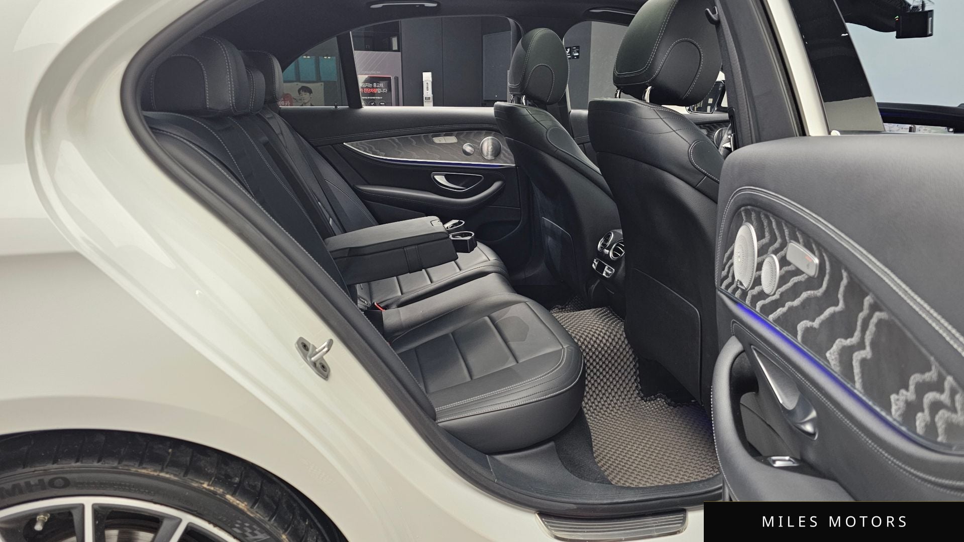 Mercedes-Benz E-Class W213 2021 — миниатюра 12