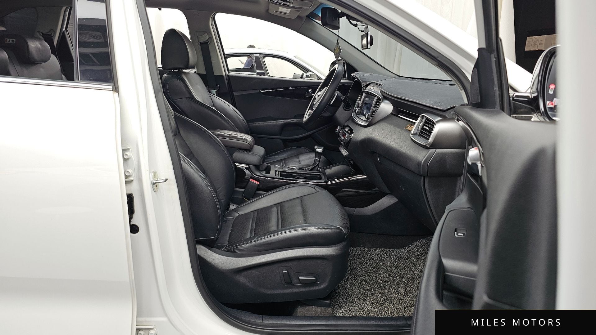 Kia Sorento 2019 — миниатюра 11