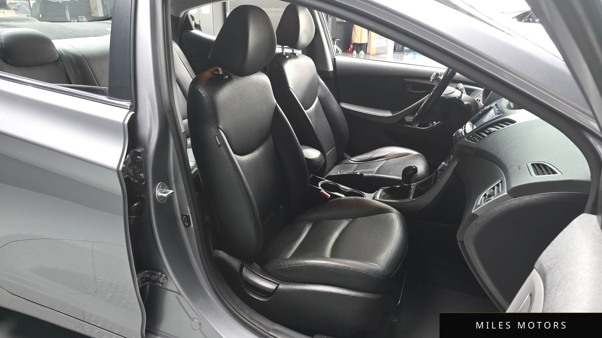Hyundai 뉴 아반떼 2014 — миниатюра 10