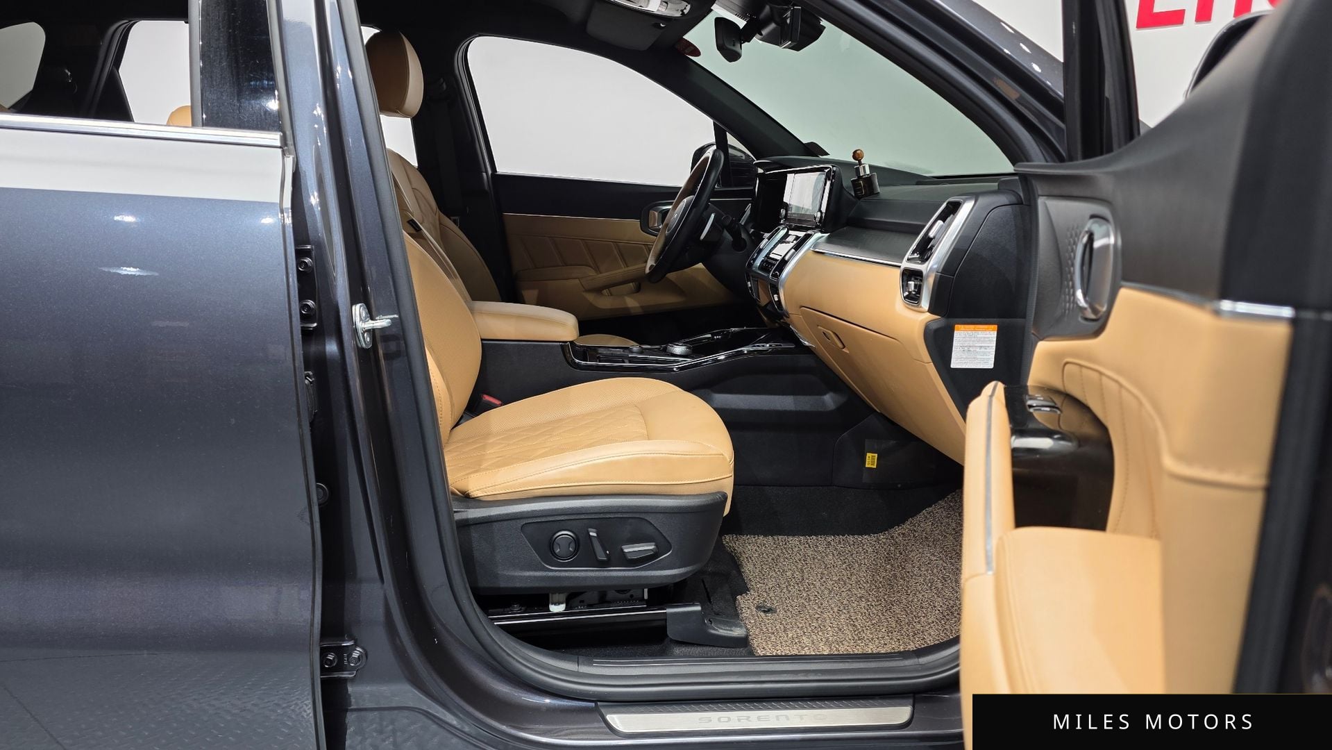Kia Sorento 2023 — миниатюра 11