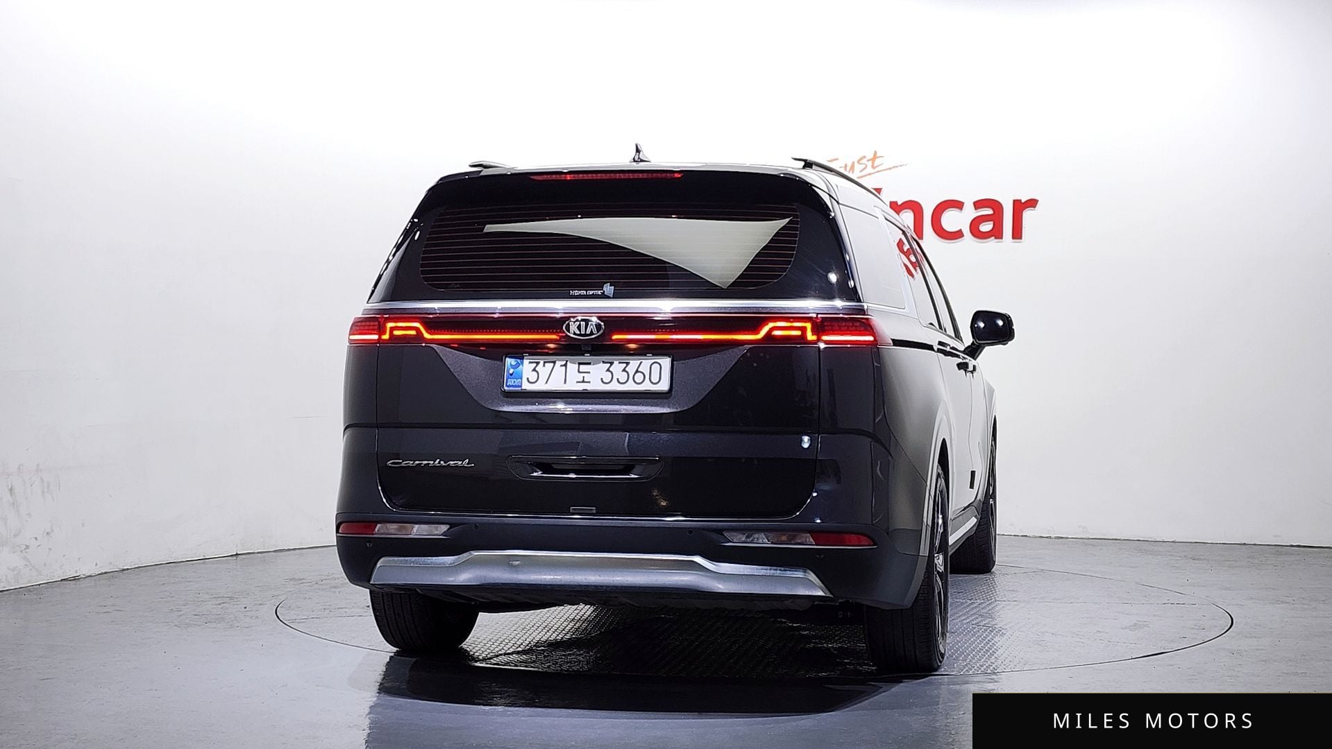 Kia Carnival 2021 — миниатюра 4