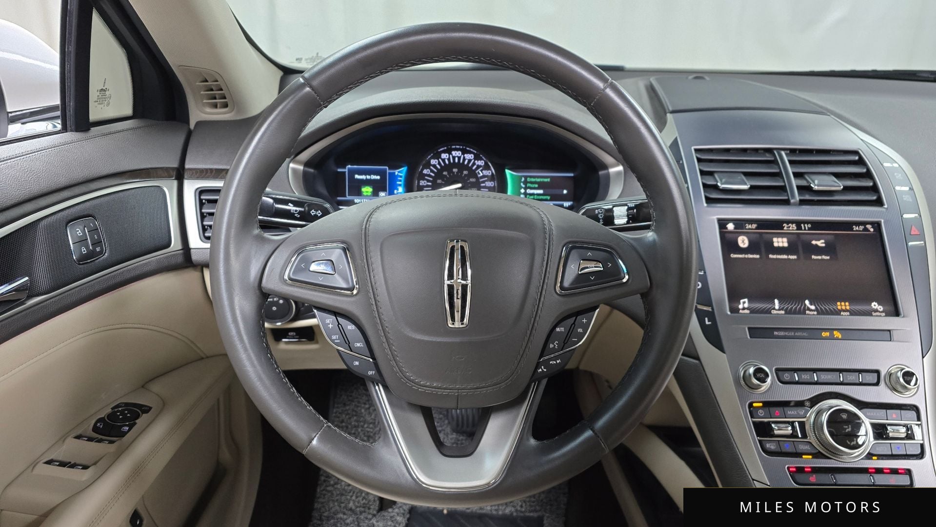 Lincoln MKZ 2019 — миниатюра 13