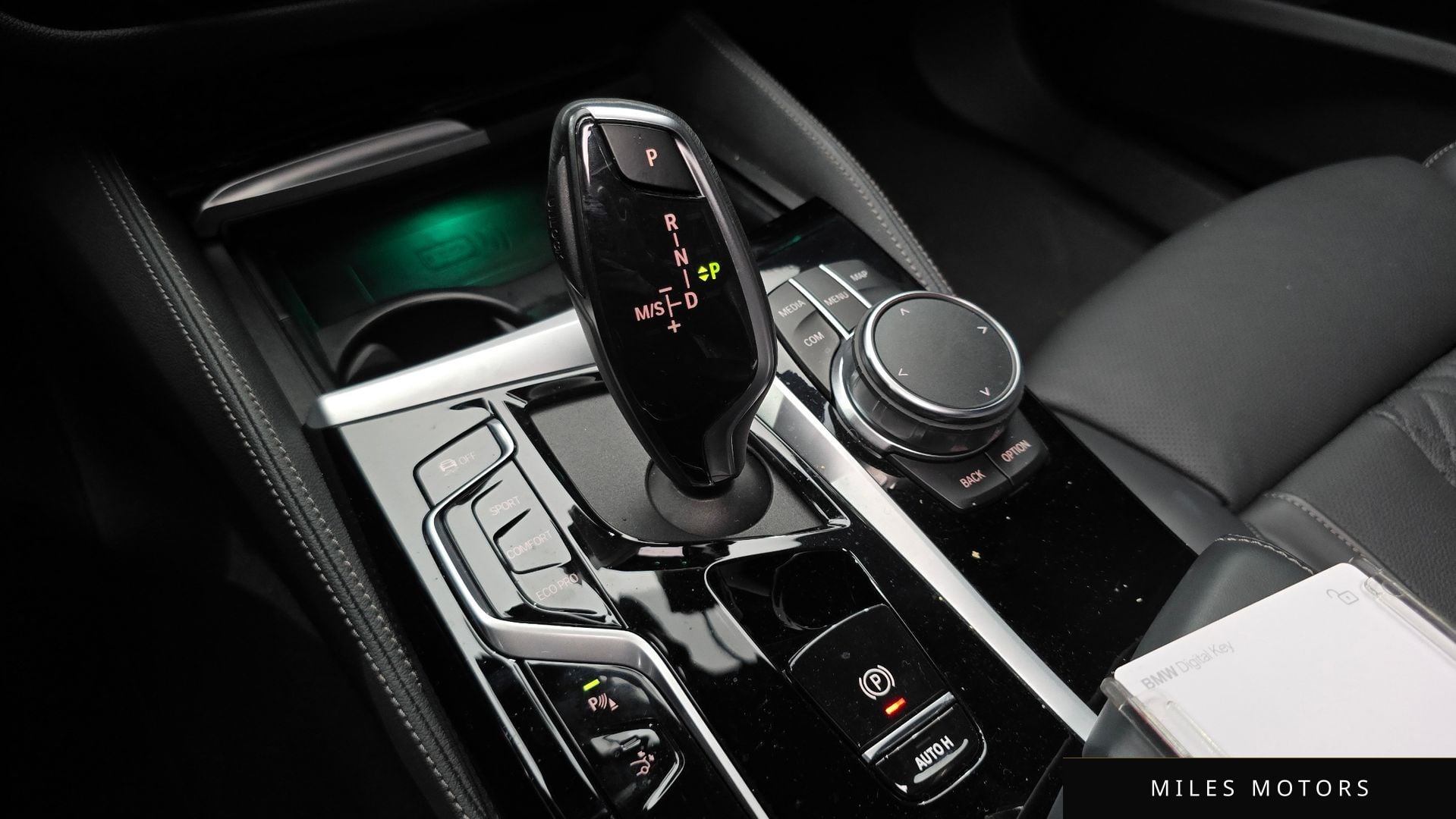 BMW 6 Series GT (G32) 2023 — миниатюра 9