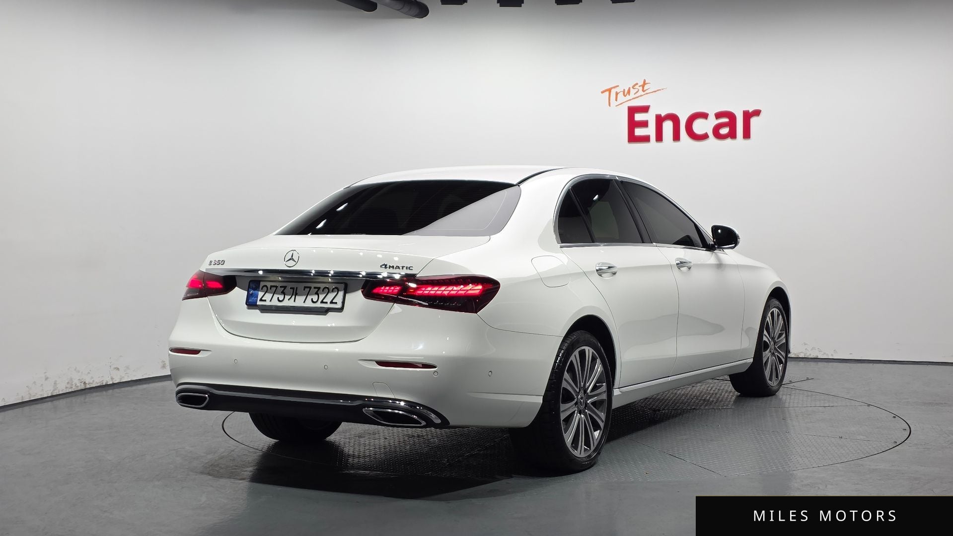 Mercedes-Benz E-Class W213 2023 — миниатюра 2