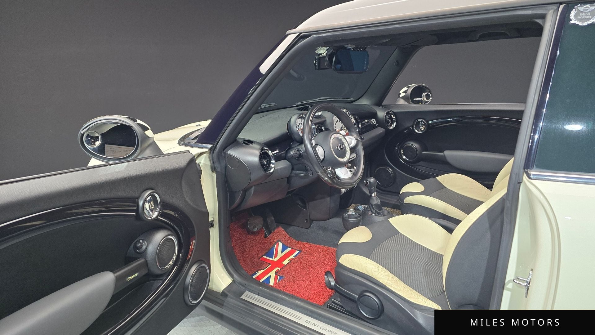 MINI Clubman 2009 — миниатюра 11