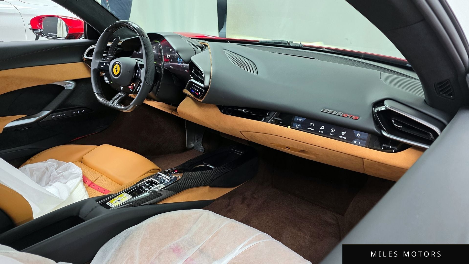 Ferrari 296 GTB 2024 — миниатюра 7