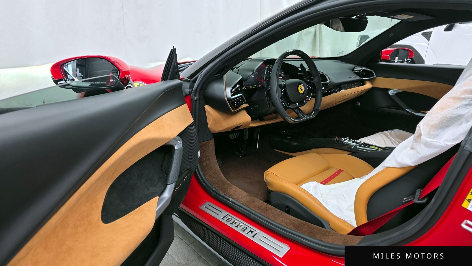 Ferrari 296 GTB 2024 — миниатюра 10