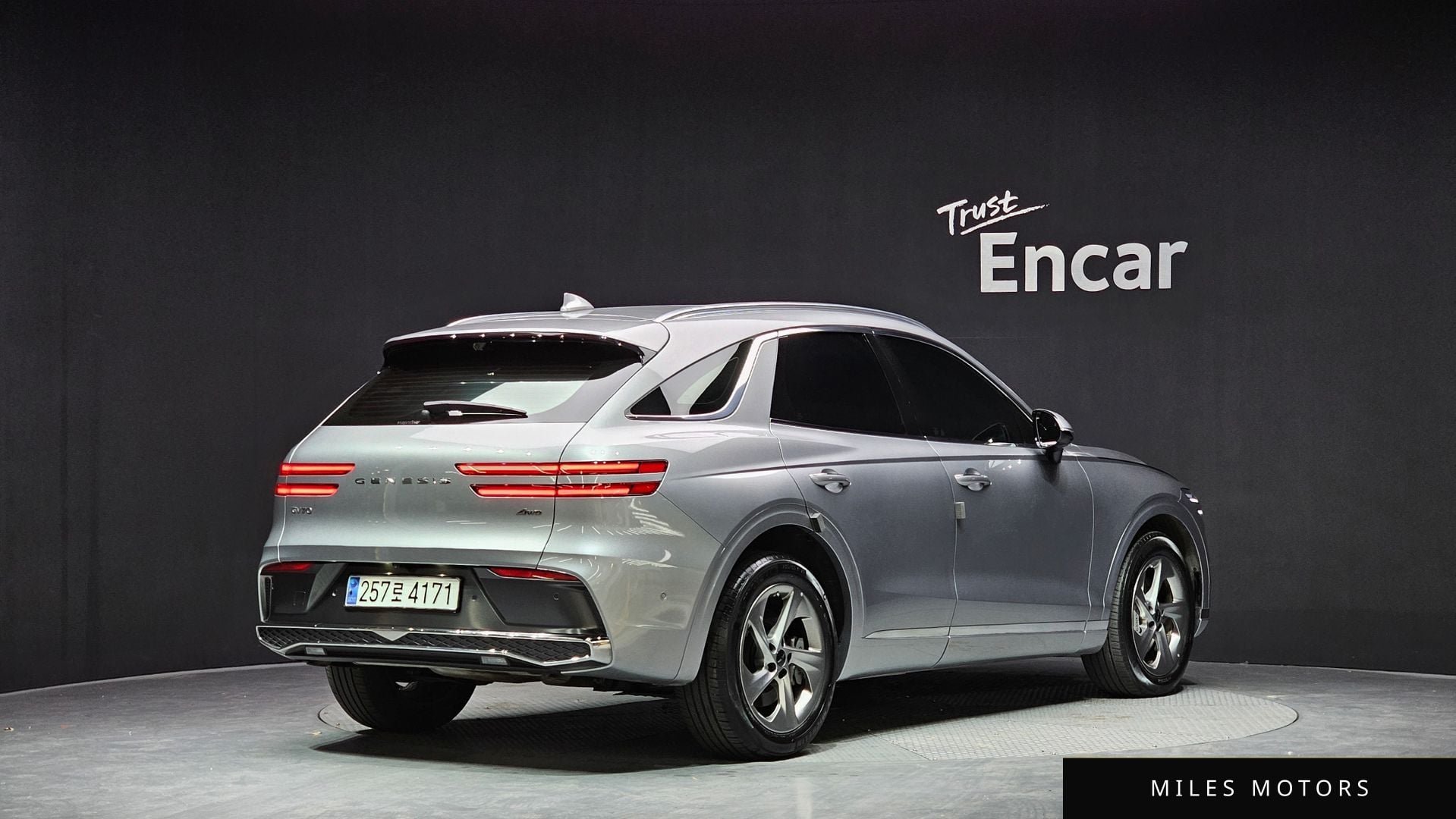 Genesis GV70 2025 — миниатюра 2