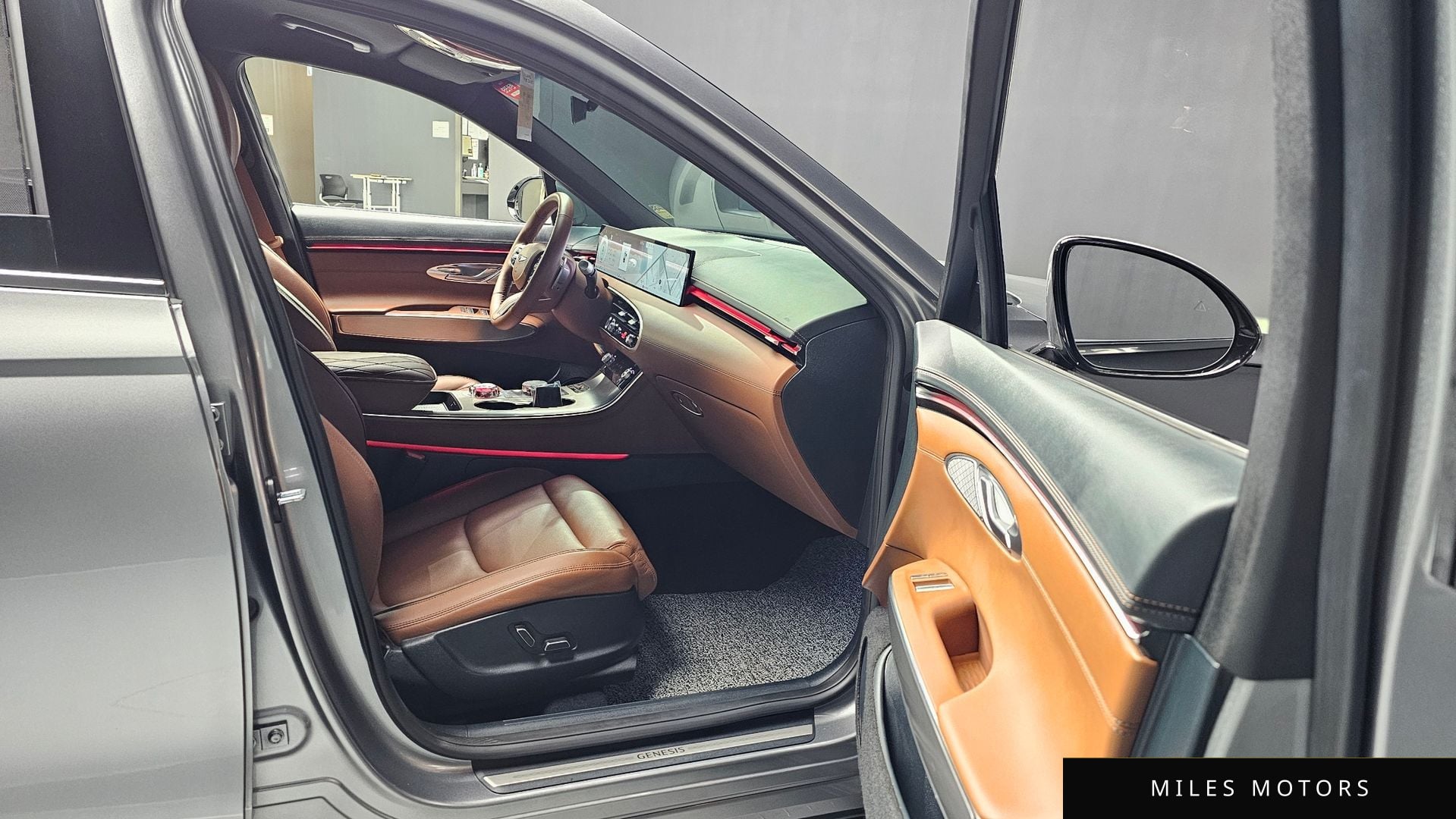 Genesis GV70 2025 — миниатюра 10