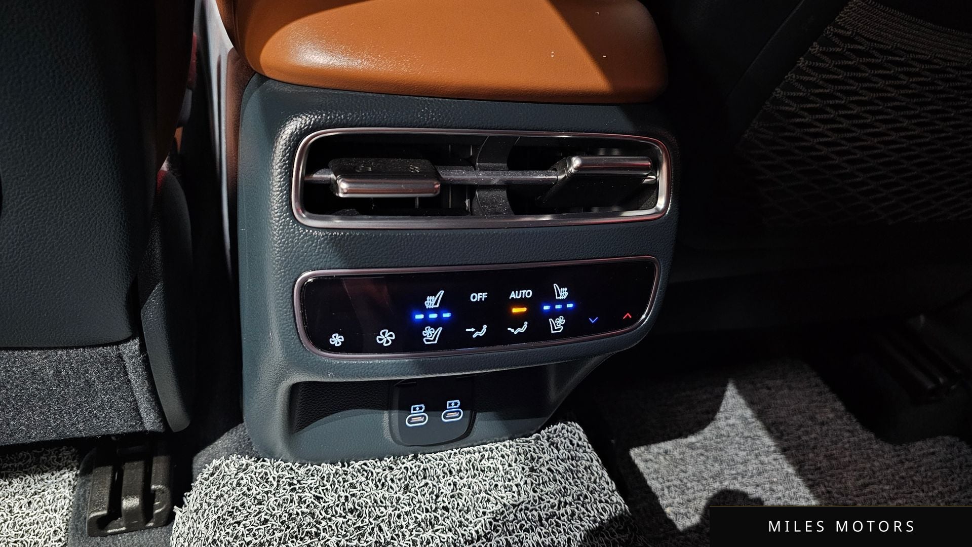 Genesis GV70 2025 — миниатюра 19