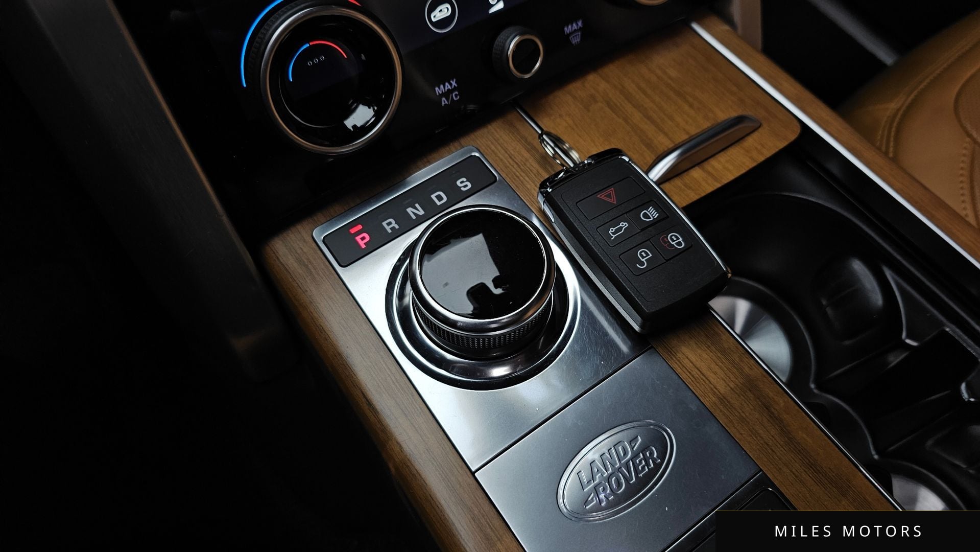 Land Rover Range Rover 2019 — миниатюра 9