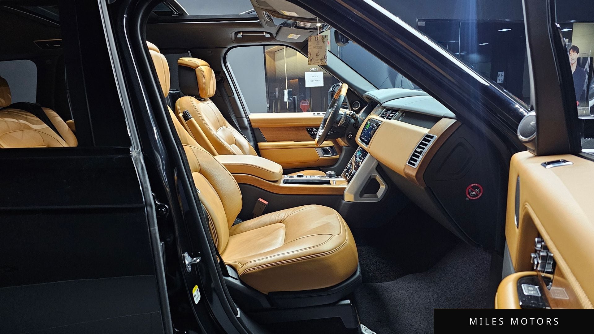 Land Rover Range Rover 2019 — миниатюра 10
