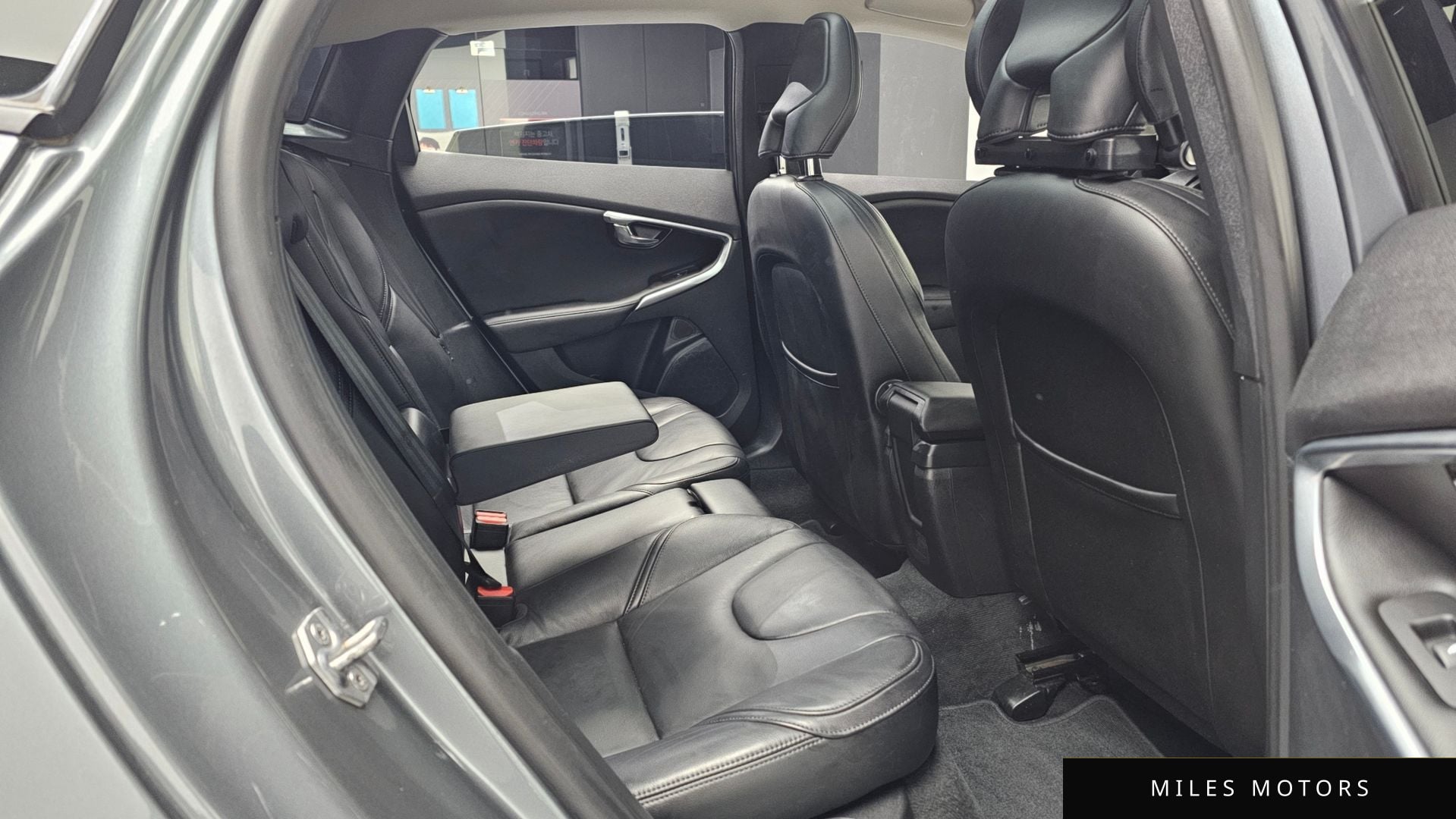 Volvo V40 2018 — миниатюра 12