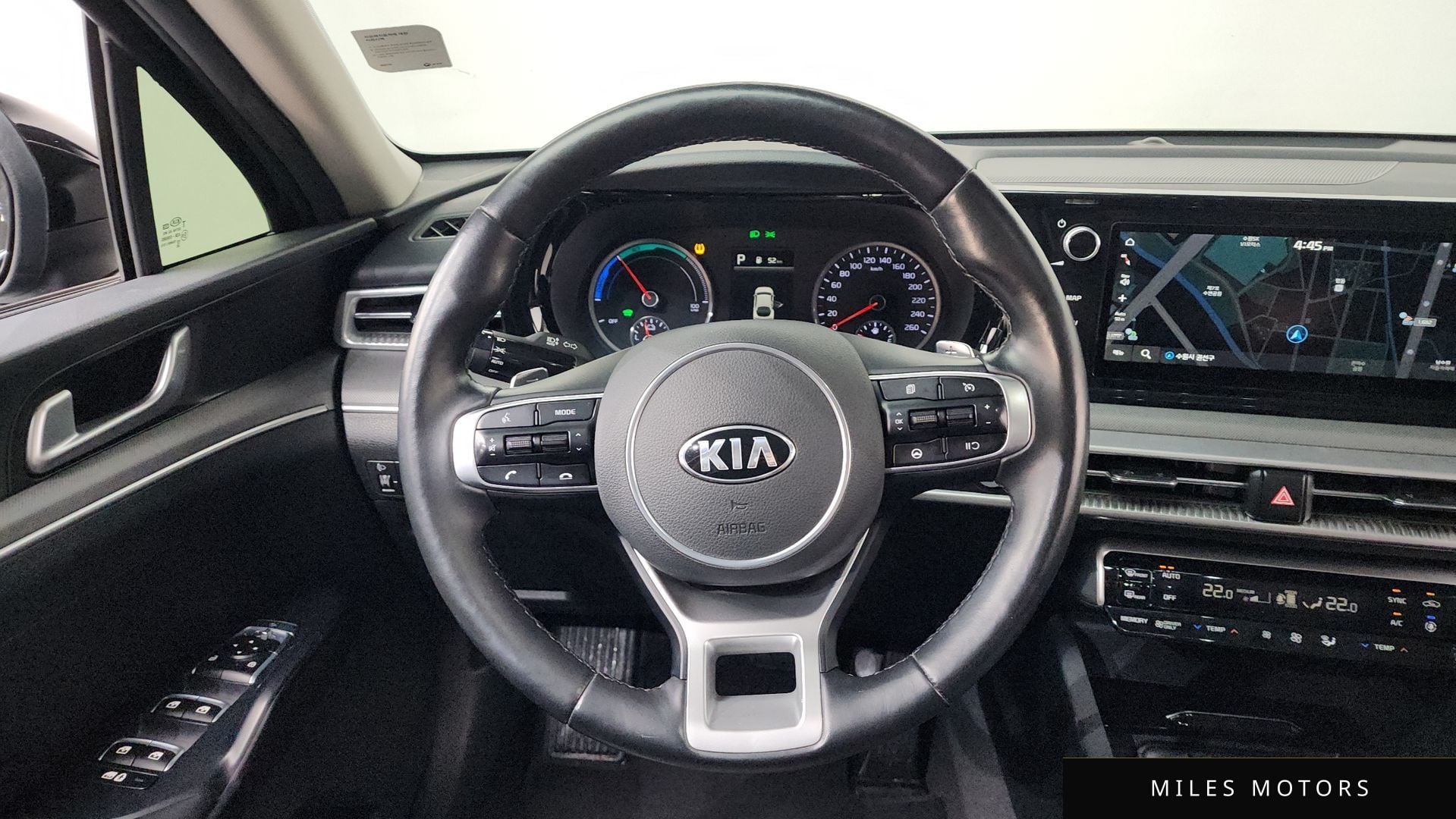 Kia K5 하이브리드 2020 — миниатюра 13
