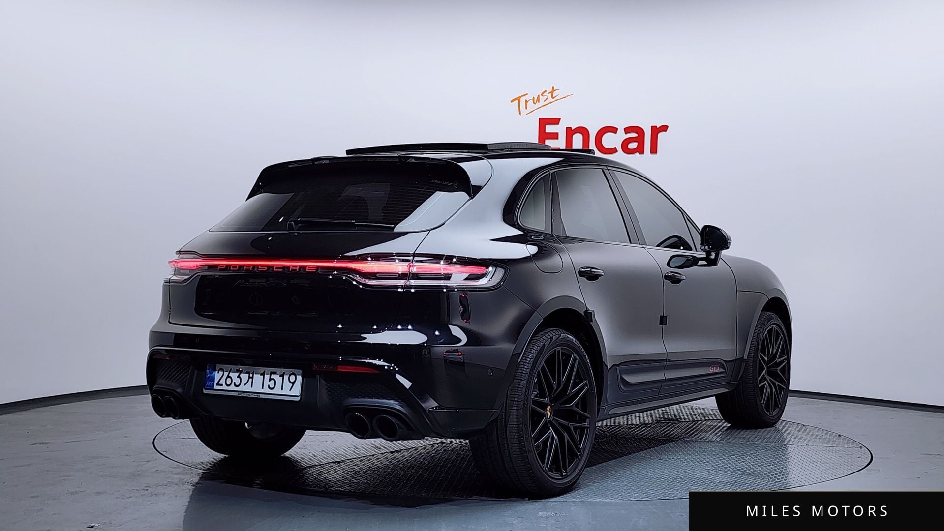 Porsche 마칸 2022 — миниатюра 2