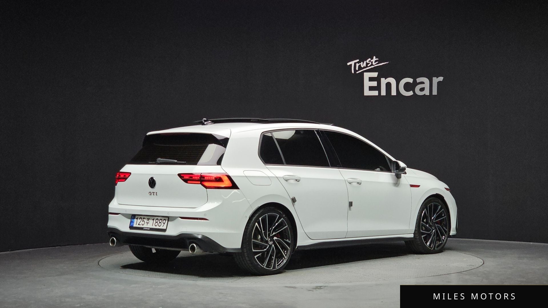 Volkswagen Golf 2024 — миниатюра 2
