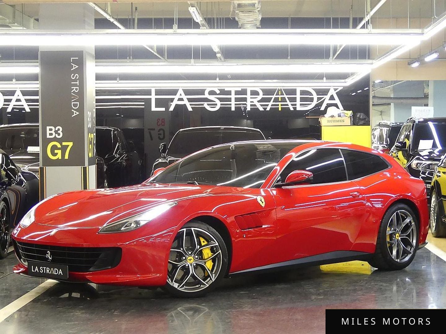 Ferrari GTC4 루쏘 2018 — миниатюра 3