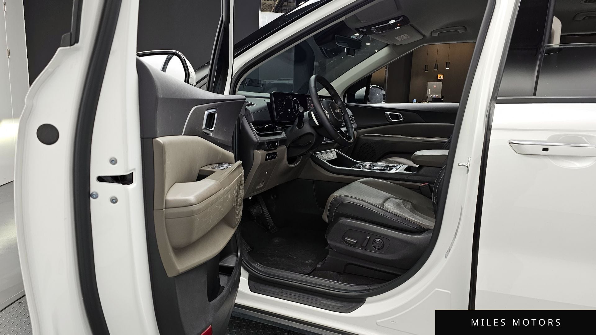 Kia Canival 2024 — миниатюра 10