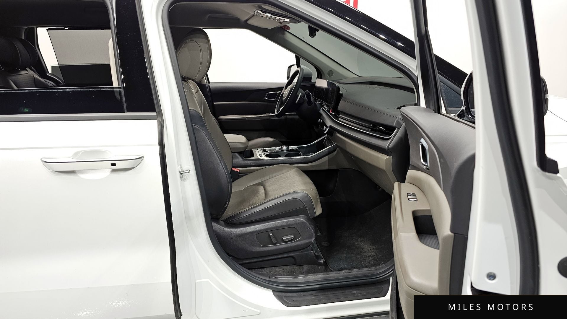 Kia Canival 2024 — миниатюра 11