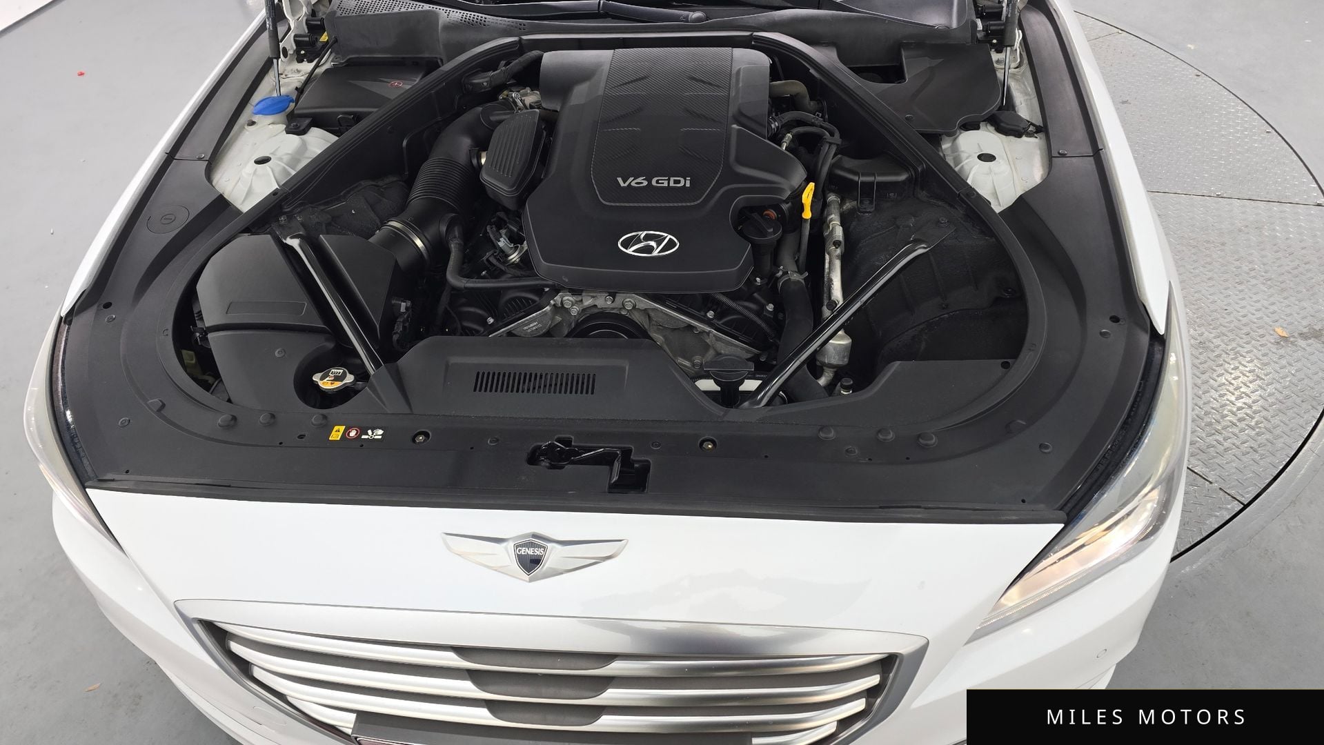 Hyundai Genesis 2016 — миниатюра 6