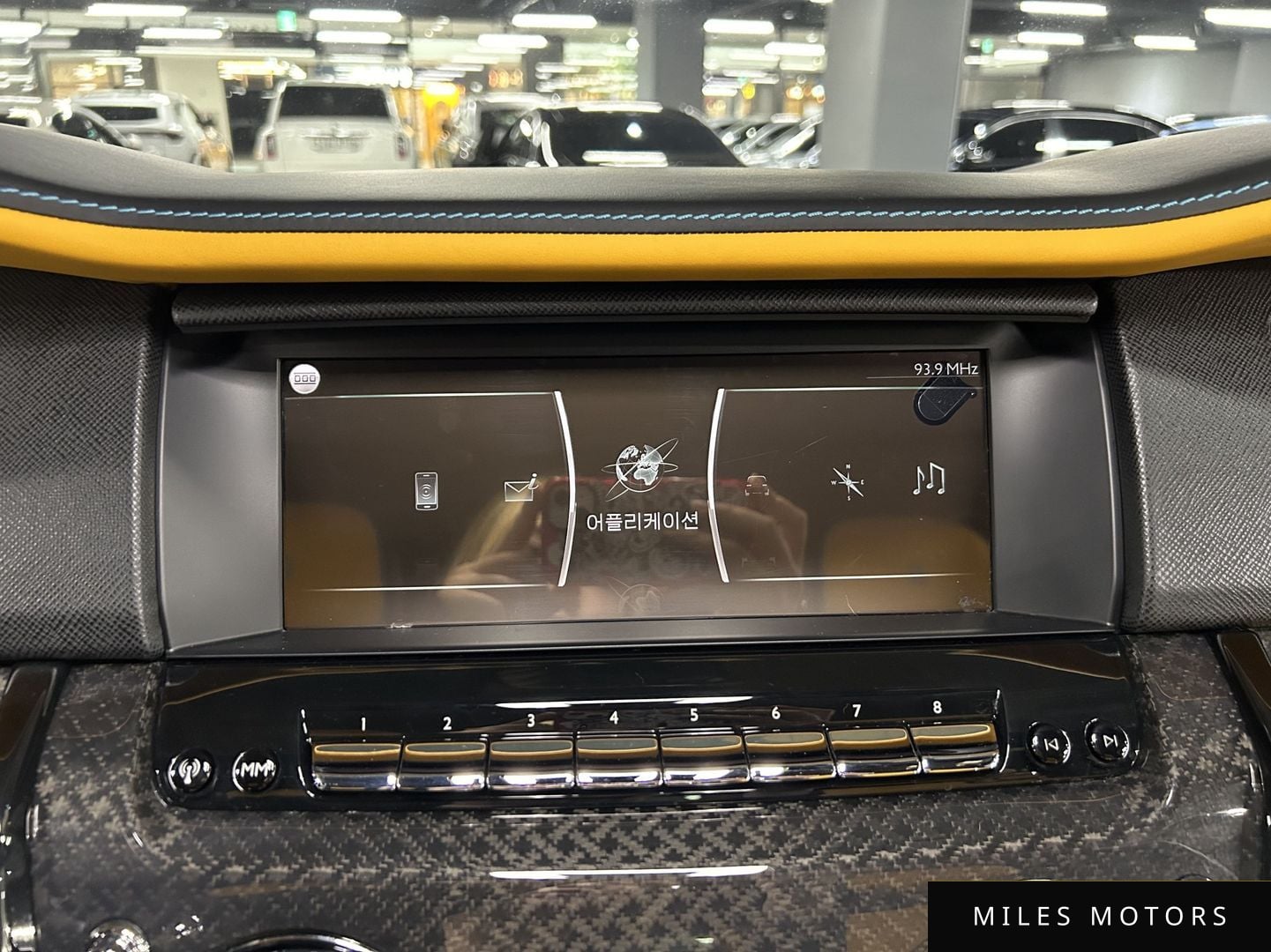Rolls-Royce Cullinan 2023 — миниатюра 10