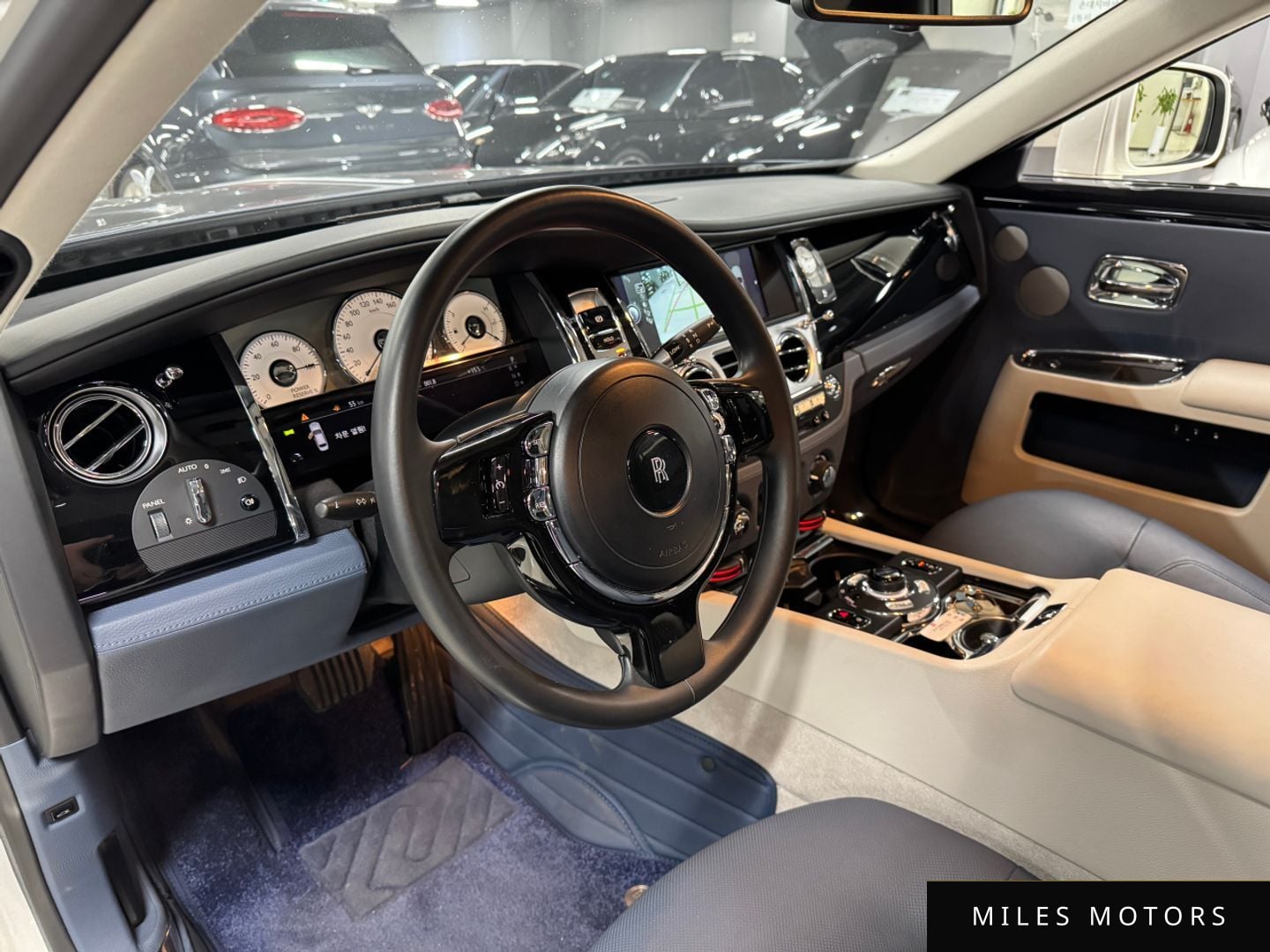 Rolls-Royce Ghost 2011 — миниатюра 4