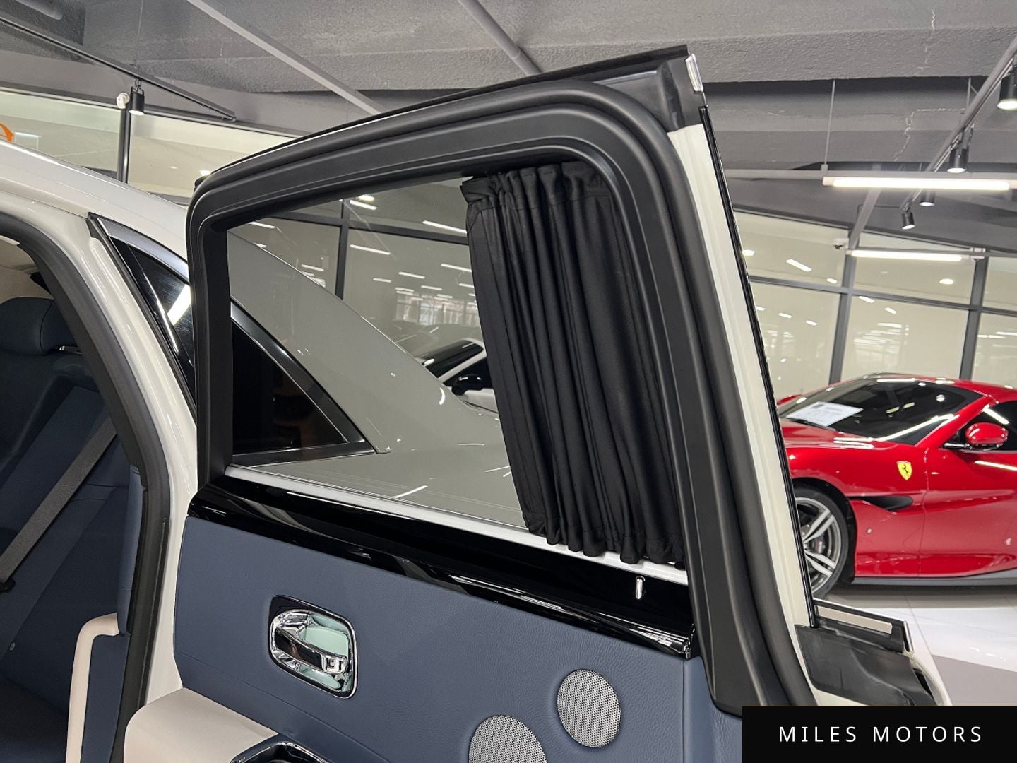 Rolls-Royce Ghost 2011 — миниатюра 11