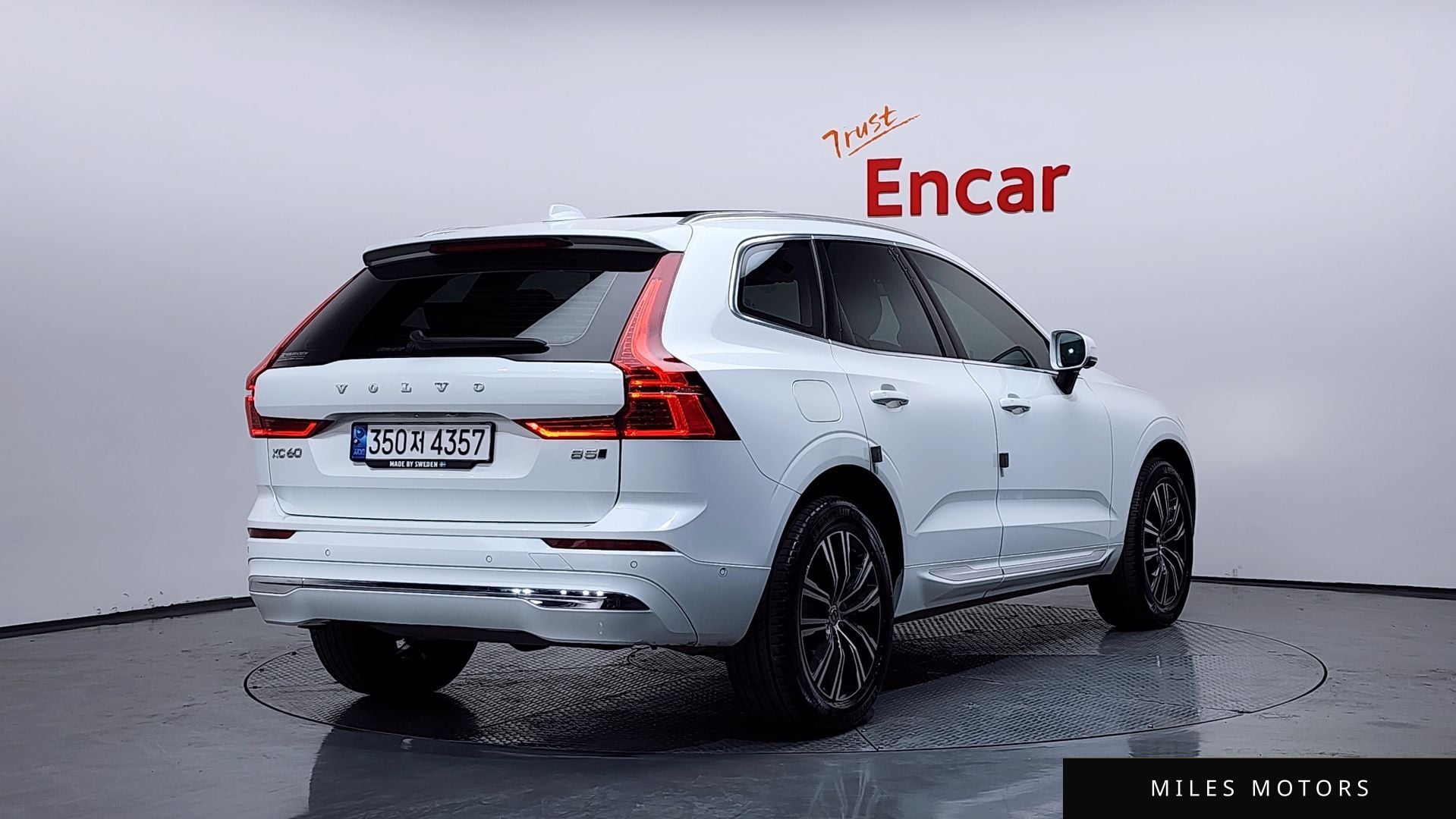 Volvo XC60 2022 — миниатюра 2