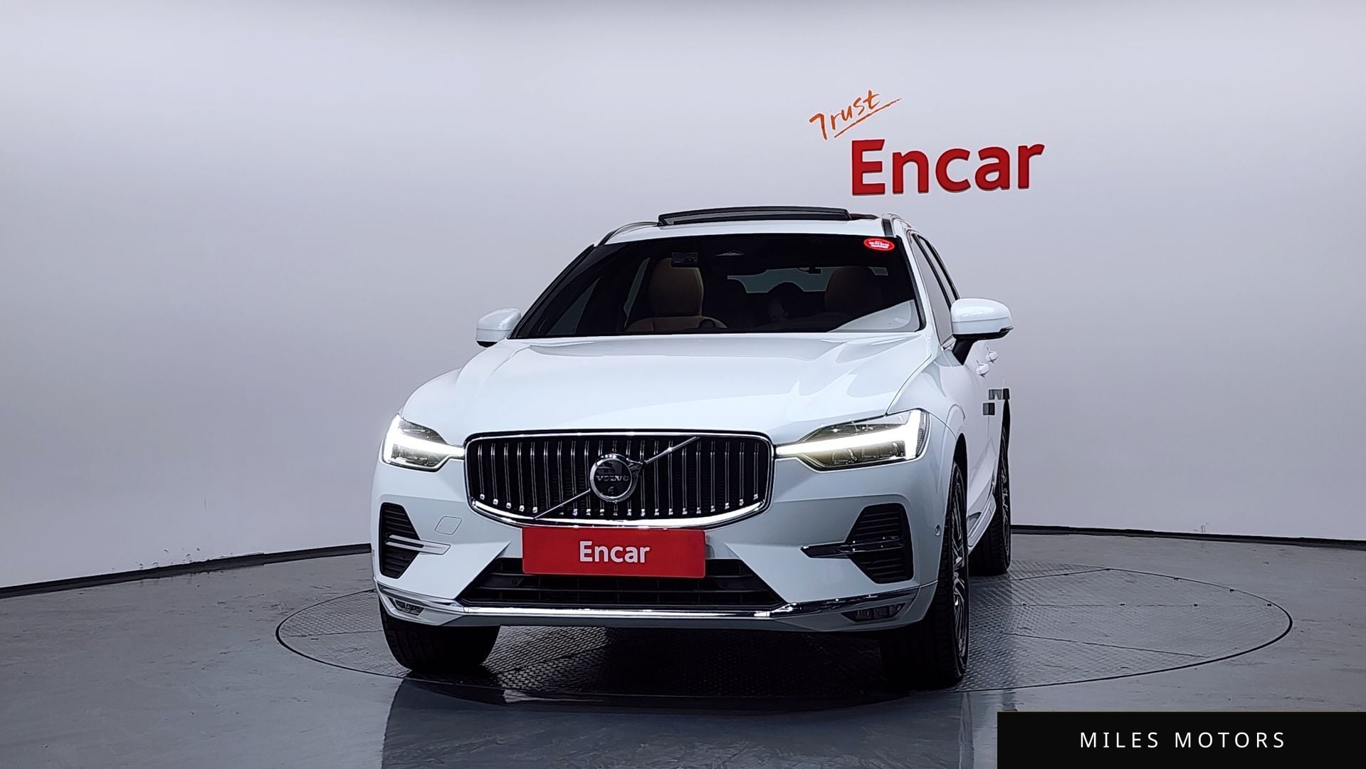 Volvo XC60 2022 — миниатюра 3
