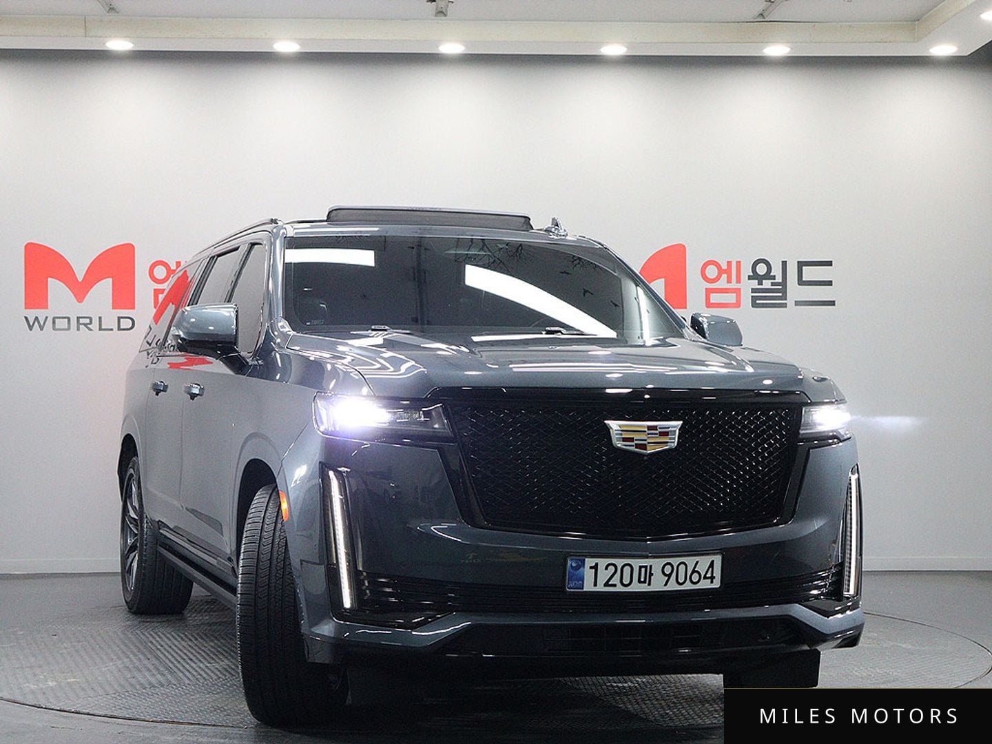 Cadillac Escalade 2021 — миниатюра 2