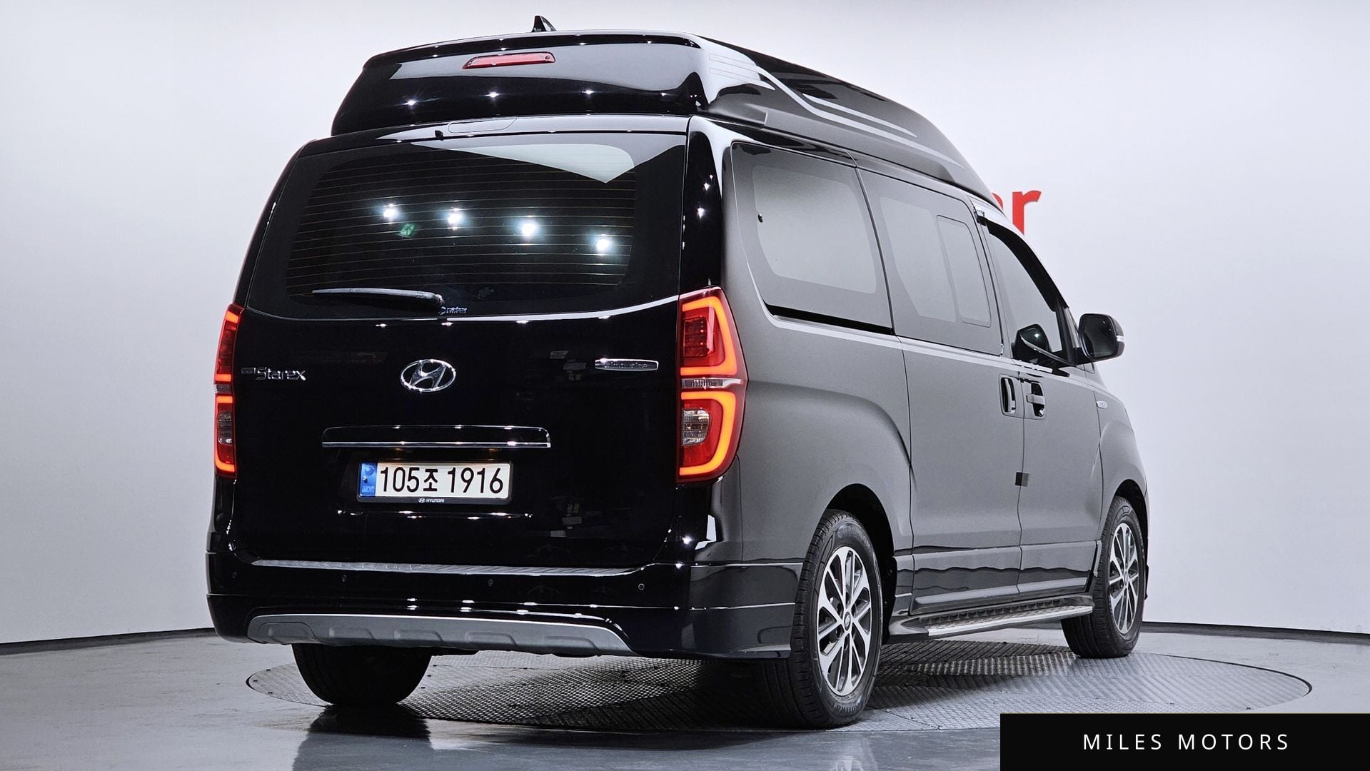 Hyundai Starex 2021 — миниатюра 2