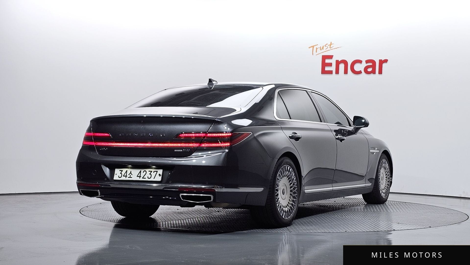 Genesis G90 2019 — миниатюра 2
