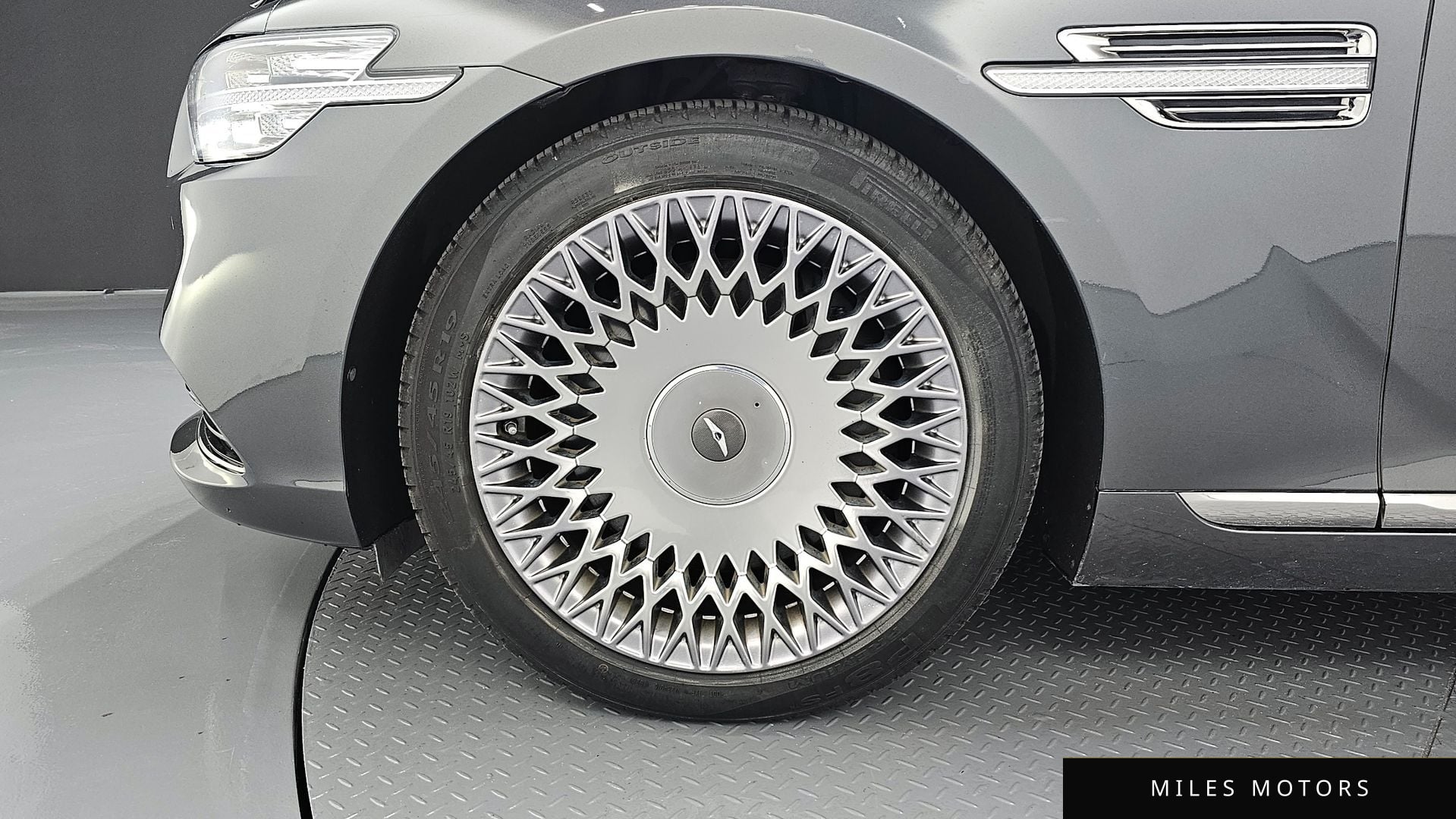 Genesis G90 2019 — миниатюра 5