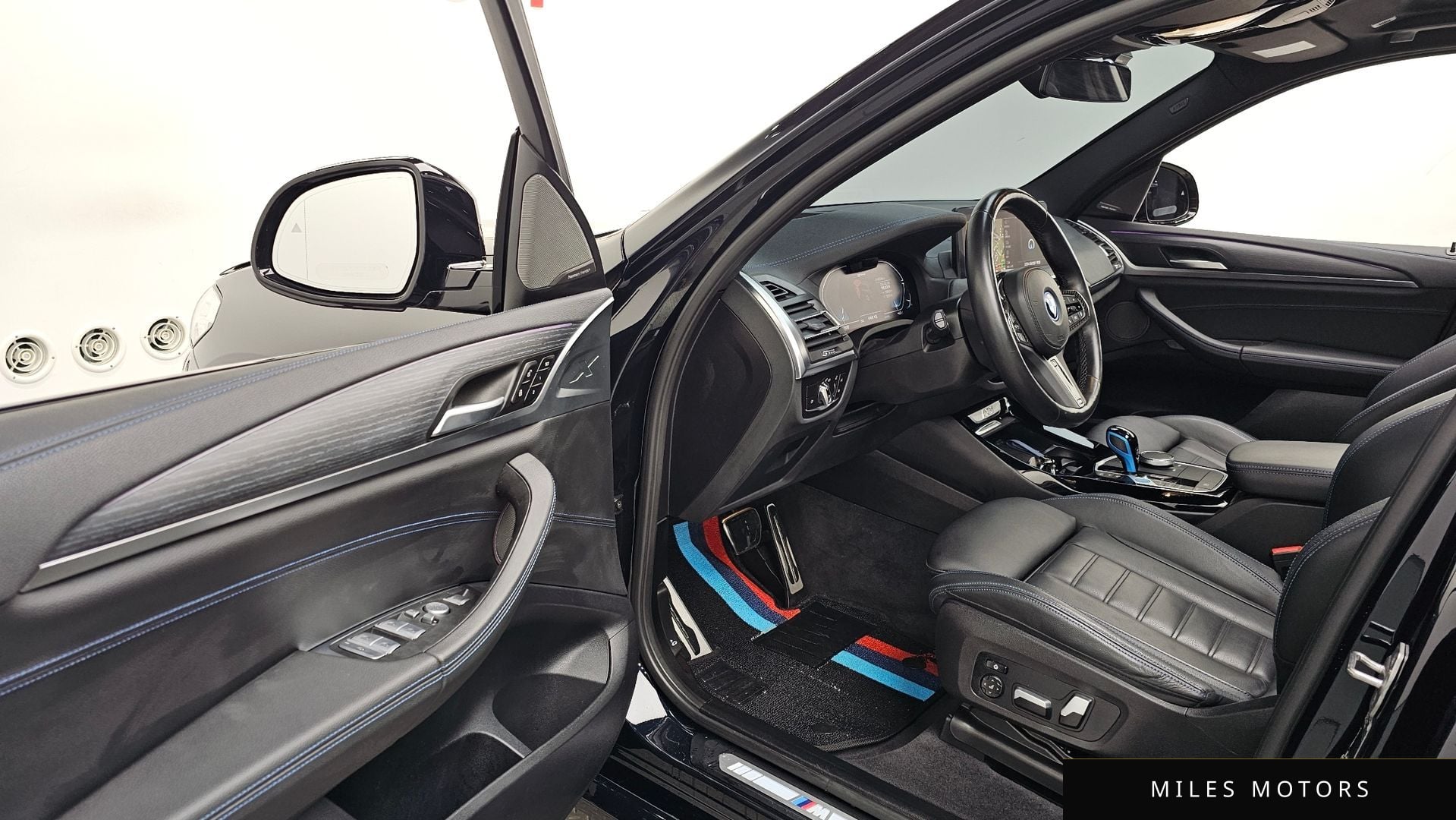 BMW iX3 2022 — миниатюра 9