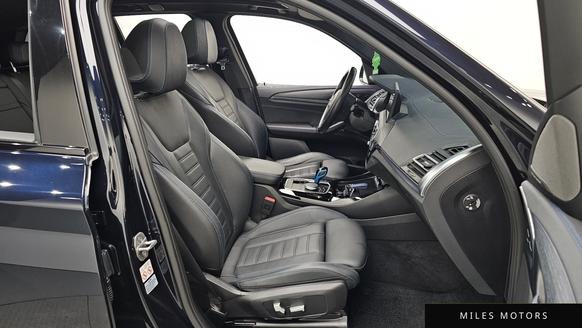 BMW iX3 2022 — миниатюра 11