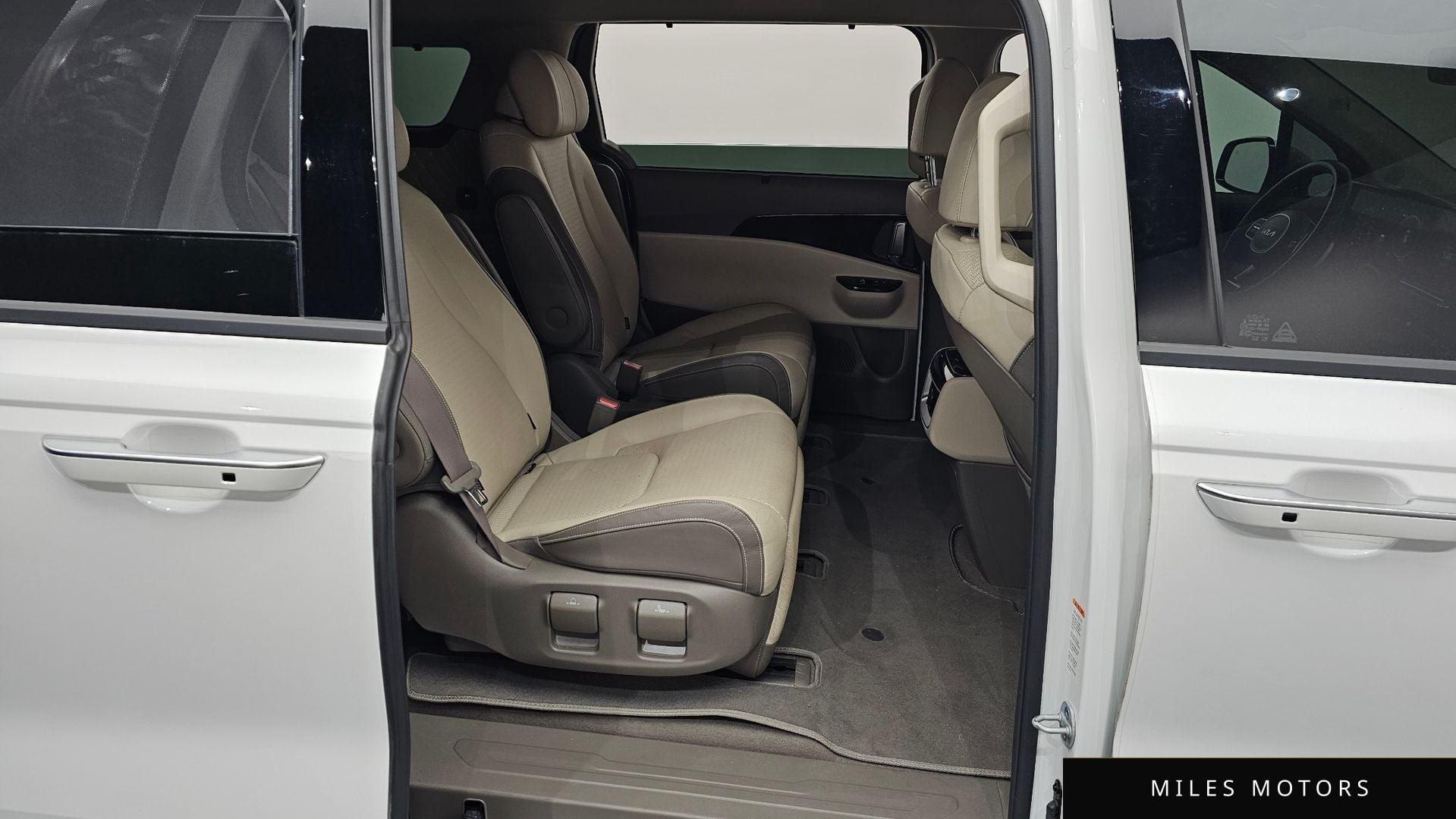 Kia Carnival 2022 — миниатюра 12