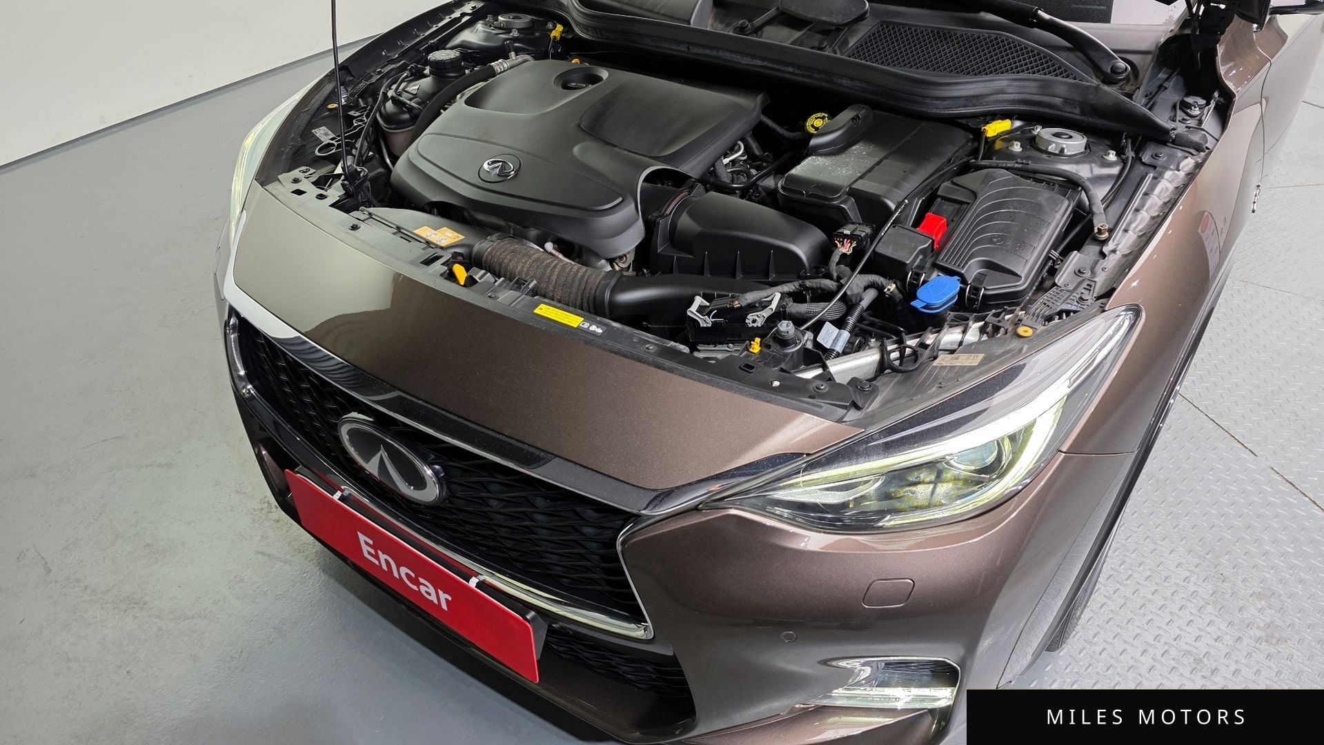 Infiniti Q30 2017 — миниатюра 6